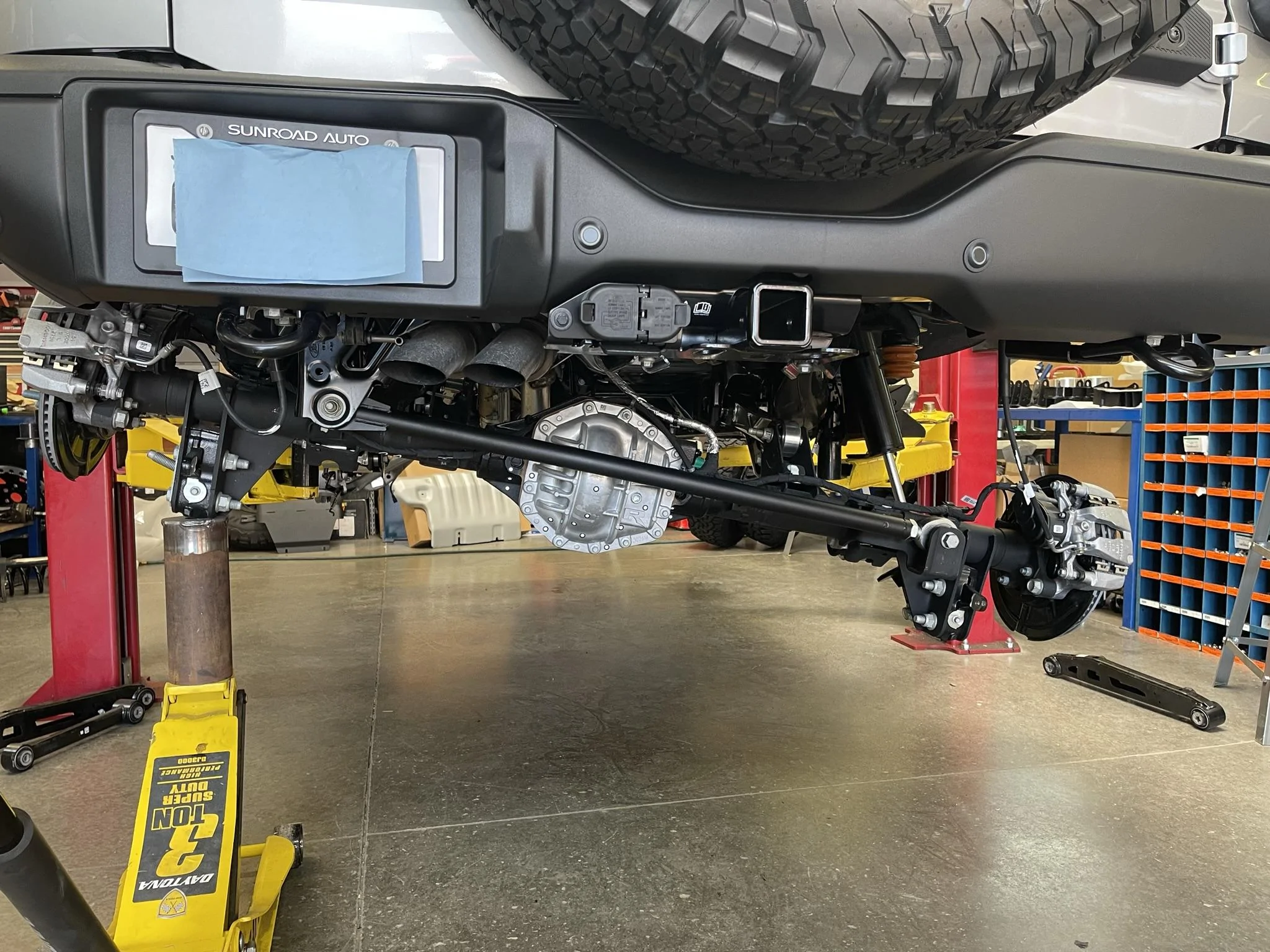 Ford Bronco Bronco Raptor Billet Aluminum Rear Suspension Installed Bronco_raptor_billet_aluminum_rear_suspension_16