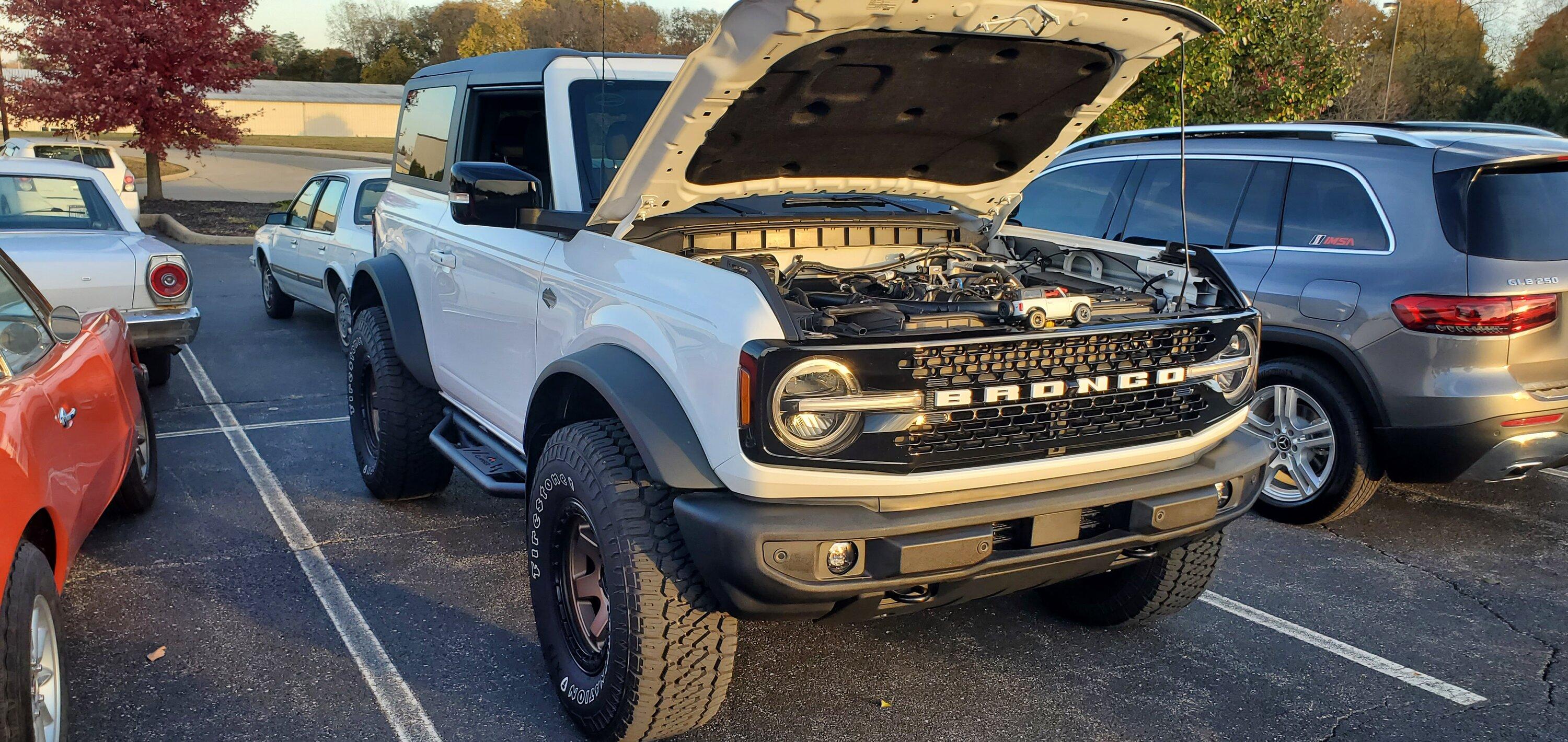 Ford Bronco Slider Options for 2 Door Wildtrak 20221021_180503