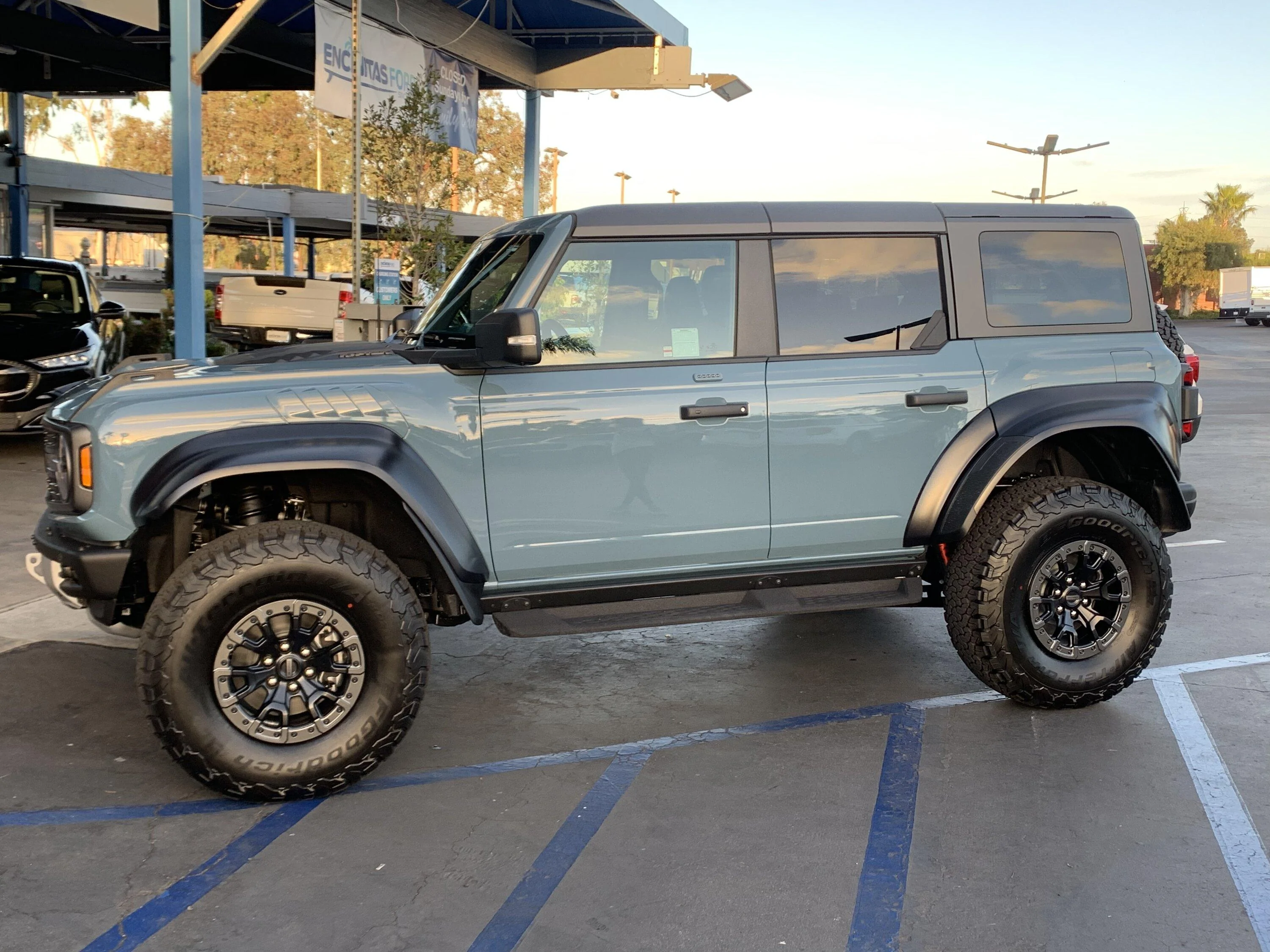 Ford Bronco ⏳ Bronco Raptor now being scheduled for production & VIN assigned 0A0D788C-0B34-4951-99B6-14C3C50B8856