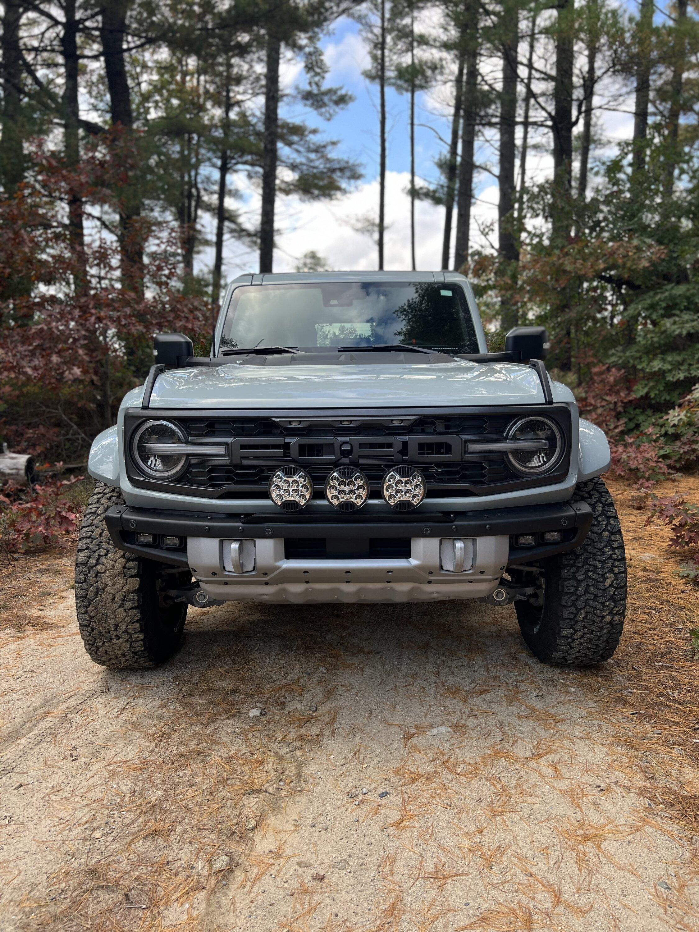 Ford Bronco Cactus Gray Bronco Raptor Painted Flares and Door Handles + Wheels / Tires 5C769B81-D9DA-44E9-A677-6E1CC819266E
