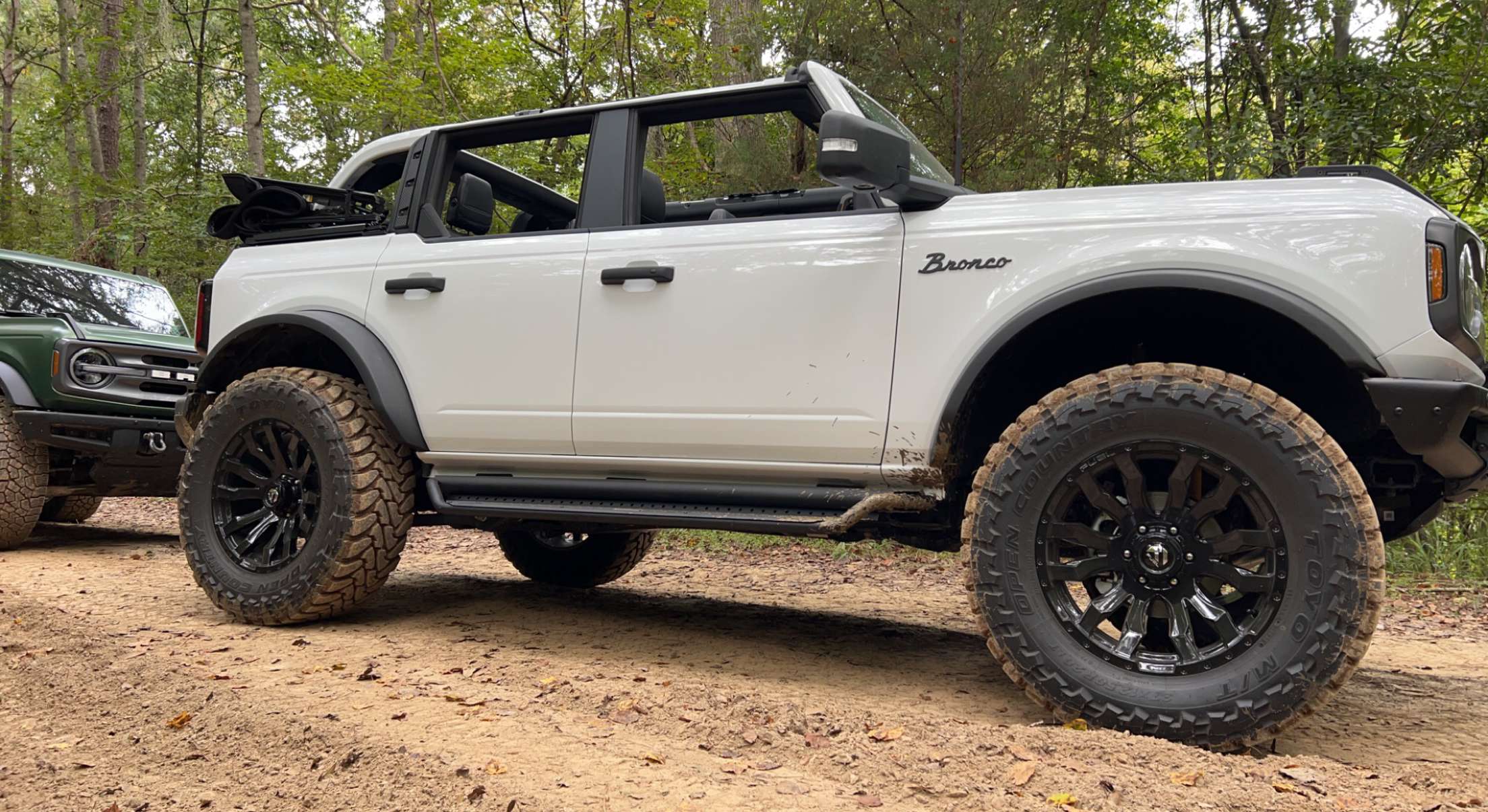 Ford Bronco Show me your broncos on 37’s… Snapchat-7867037