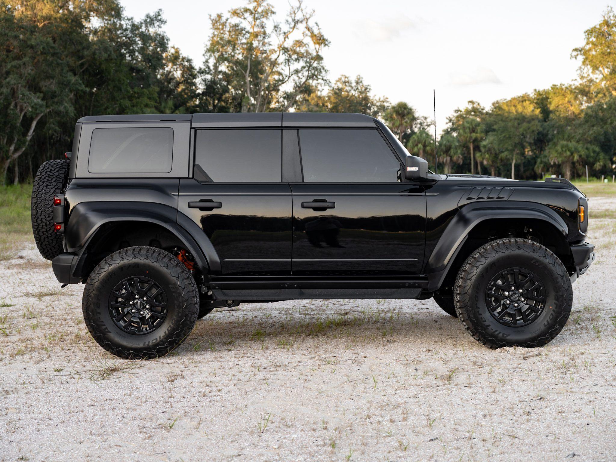 Ford Bronco SHADOW BLACK Bronco RAPTOR Photos Thread ford-bronco-raptor_20220923-004-77363-scaled-