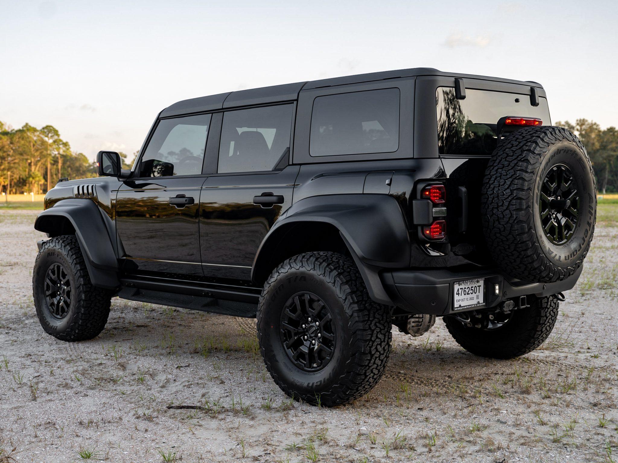 Ford Bronco SHADOW BLACK Bronco RAPTOR Photos Thread ford-bronco-raptor_20220923-007-77388-scaled-