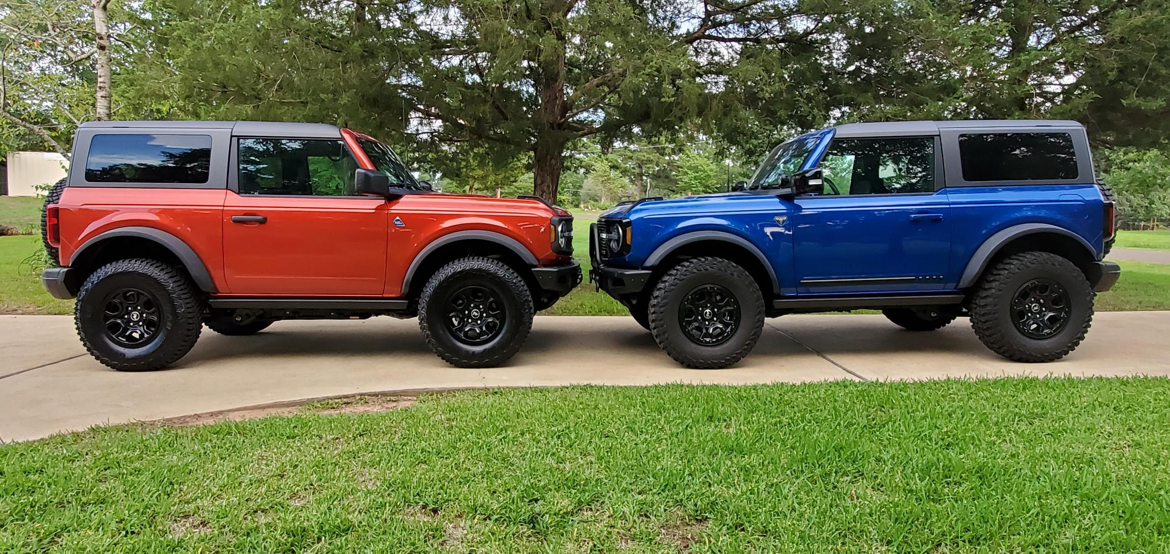 Ford Bronco HOT PEPPER RED Bronco Club 20220903_175550