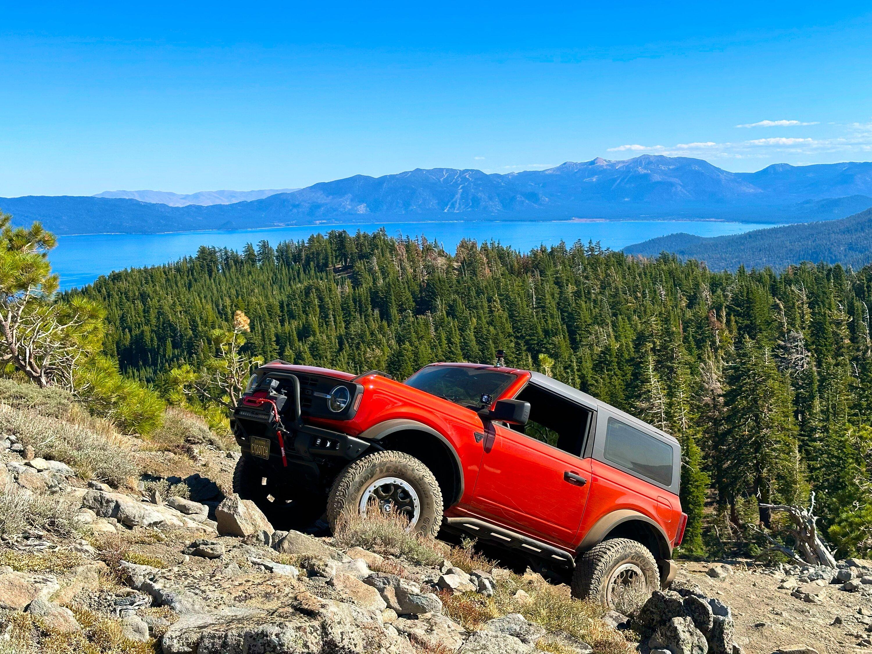 Ford Bronco HOT PEPPER RED Bronco Club 2D2D4908-F448-46BF-BD62-DA0B85A2A8FC