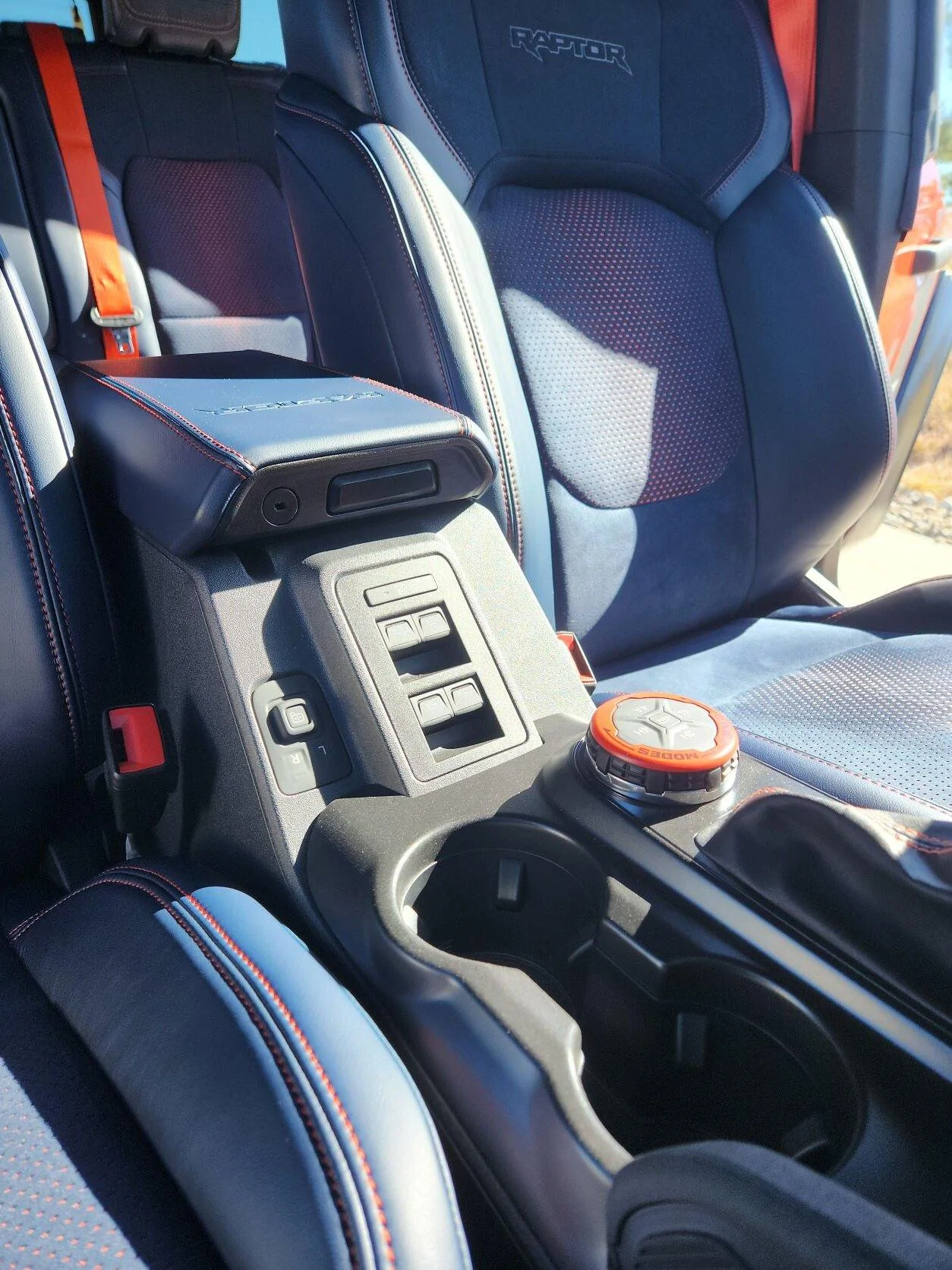 Ford Bronco Blue leather interior pictures? 20221026_105207