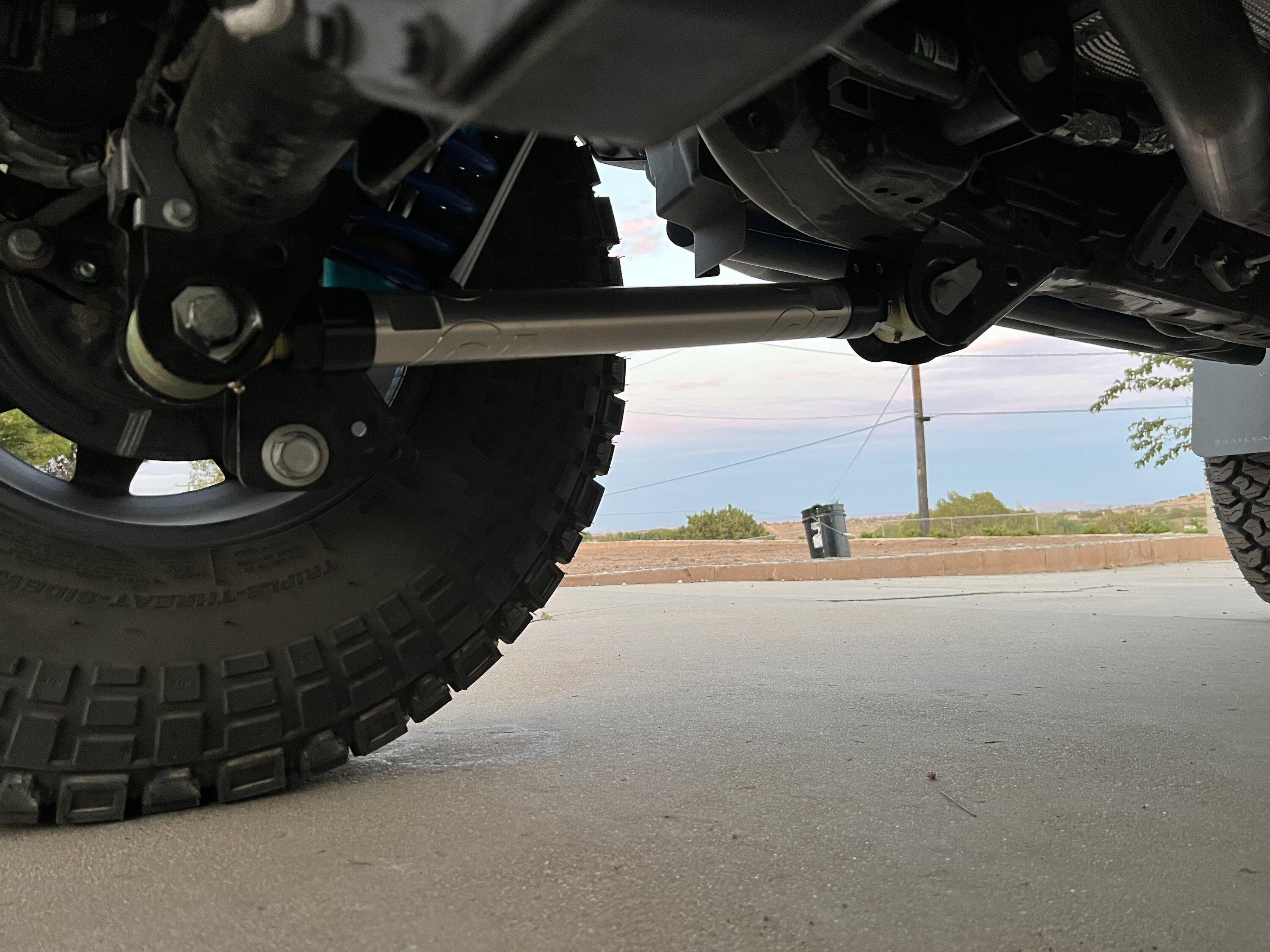 Ford Bronco 2-door desert runner Bronco w/ custom tire carrier 5D9C7C1B-D1BB-4A4B-88D4-D76529E3C141
