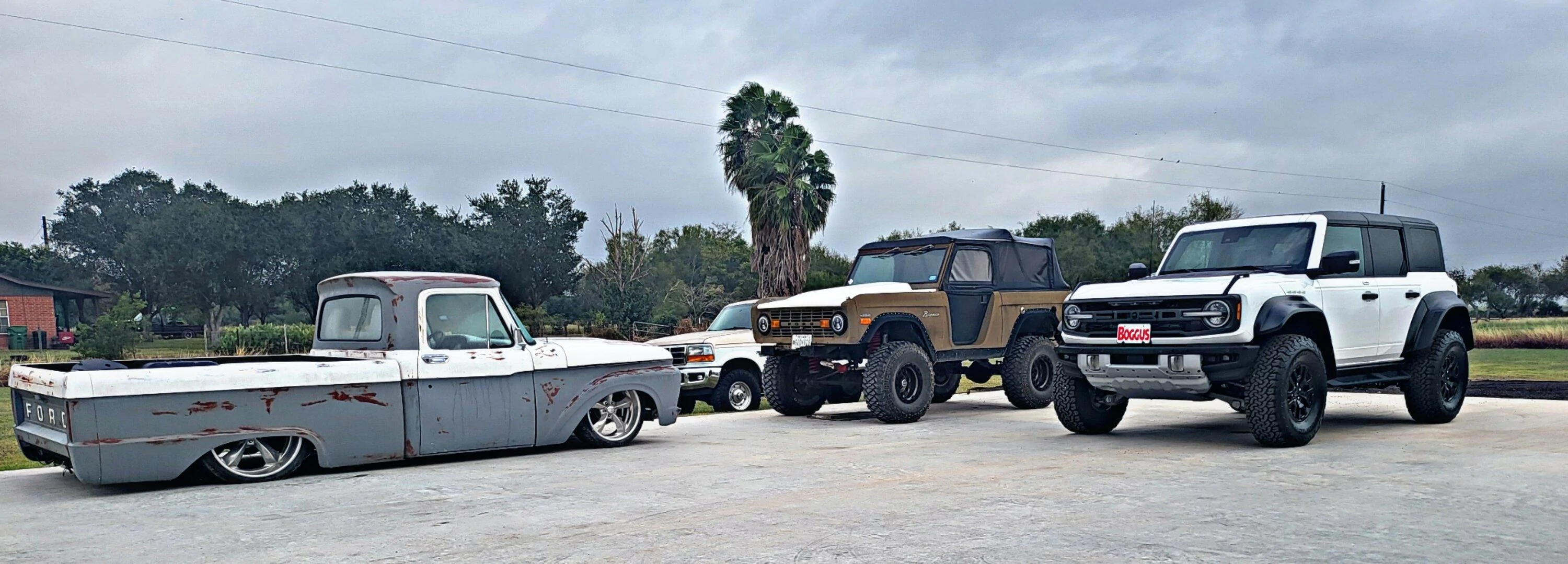 Ford Bronco Delivered Bronco Raptor photos thread inbound1532629720786703602
