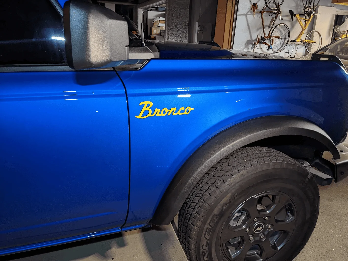 Ford Bronco Retro/new emblems 1667023492347