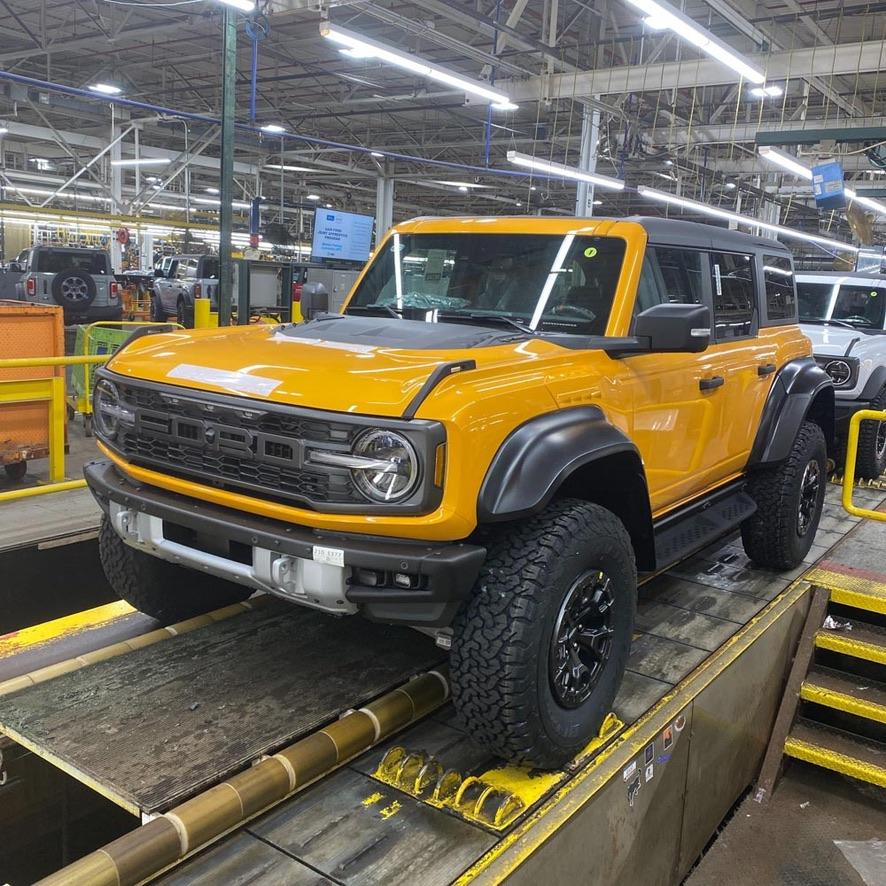 Ford Bronco CYBER ORANGE Bronco RAPTOR Photos Thread 01E0D7D4-7B06-4C98-A1F8-43CD06EB0BA1_1_105_c
