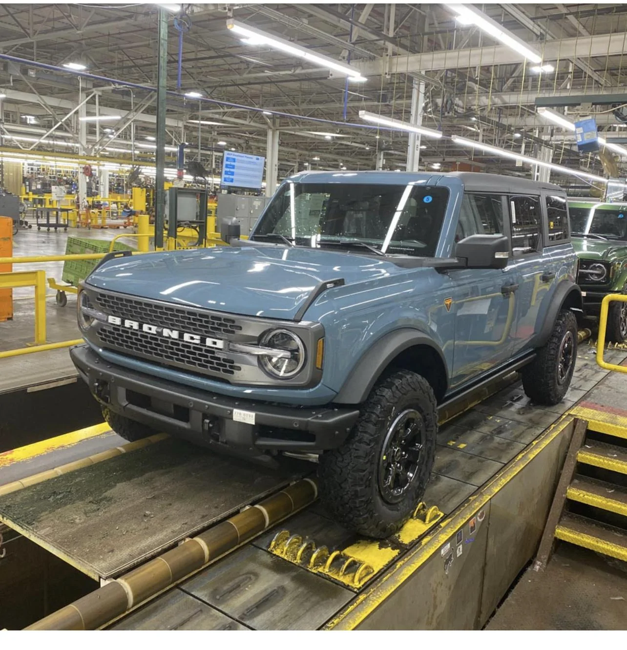 Ford Bronco Build week 10/3/22 Group FA01DC63-E4AA-4851-85BD-B1FE747E90DE