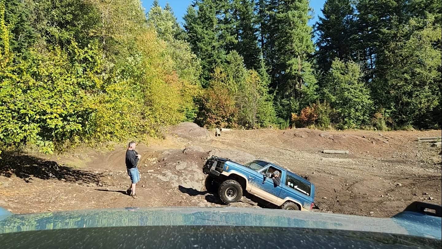 Ford Bronco Where's the Bronco II section? 313400256_148014141282789_4892677369175752436_n