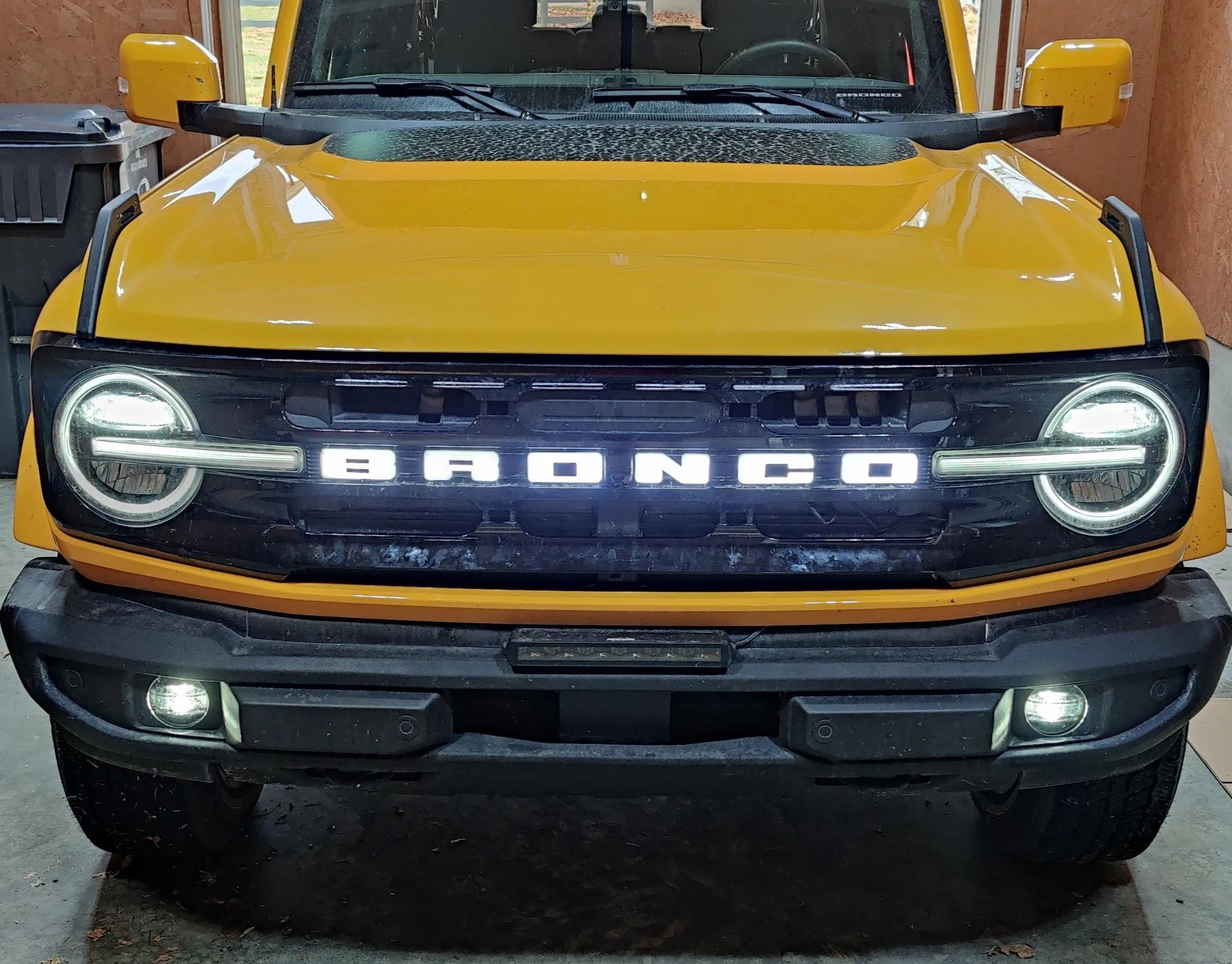 Alternative to the backlit Oracle letters: Ecarzo light up Bronco ...