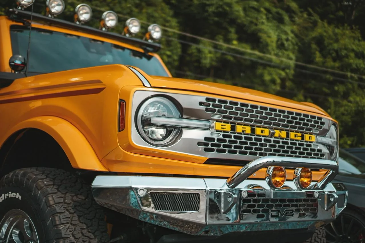 Ford Bronco Silver grille pics? 4B9FD3DF-988C-4D68-BE00-CCC9BCD0F5E2