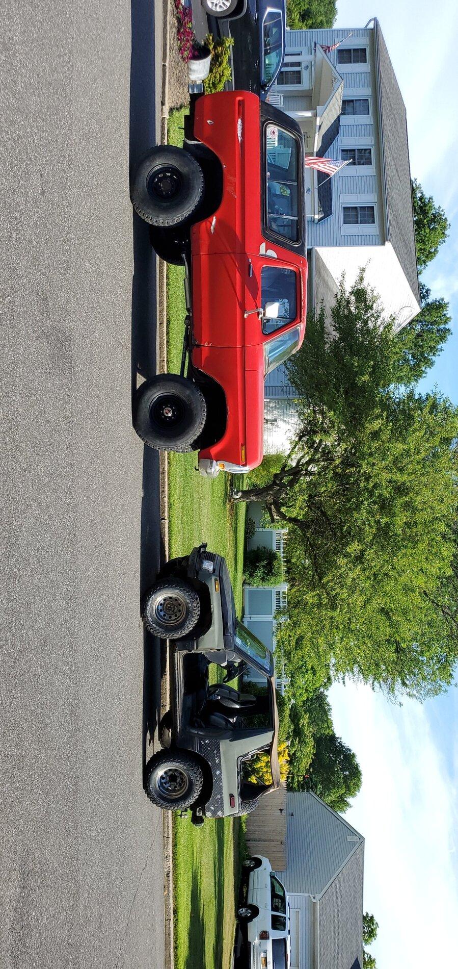 Ford Bronco PICS: BASE Bronco in Iconic Silver - completed preproduction model Snapchat-677636093