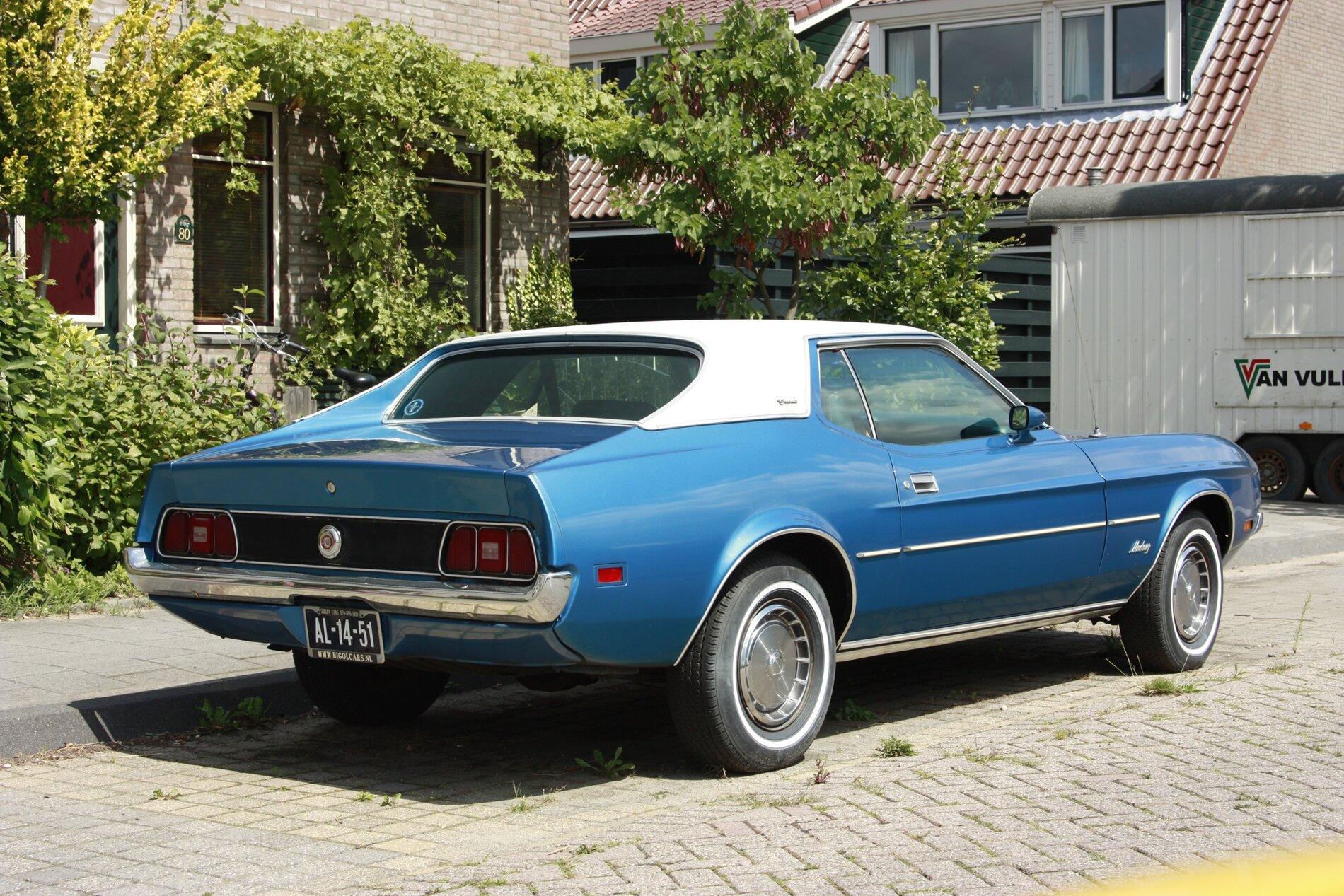 Ford Bronco Lightning Blue Painted Bronco Body 1971-1973_Mustang_Grande_Coupe