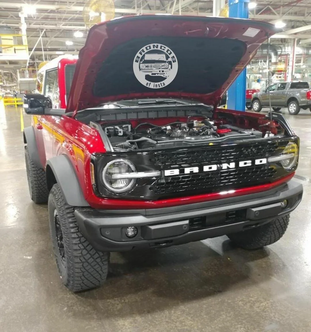 Ford Bronco Rapid Red - Official Thread Rapid Red Wildtrak Bronco Factory