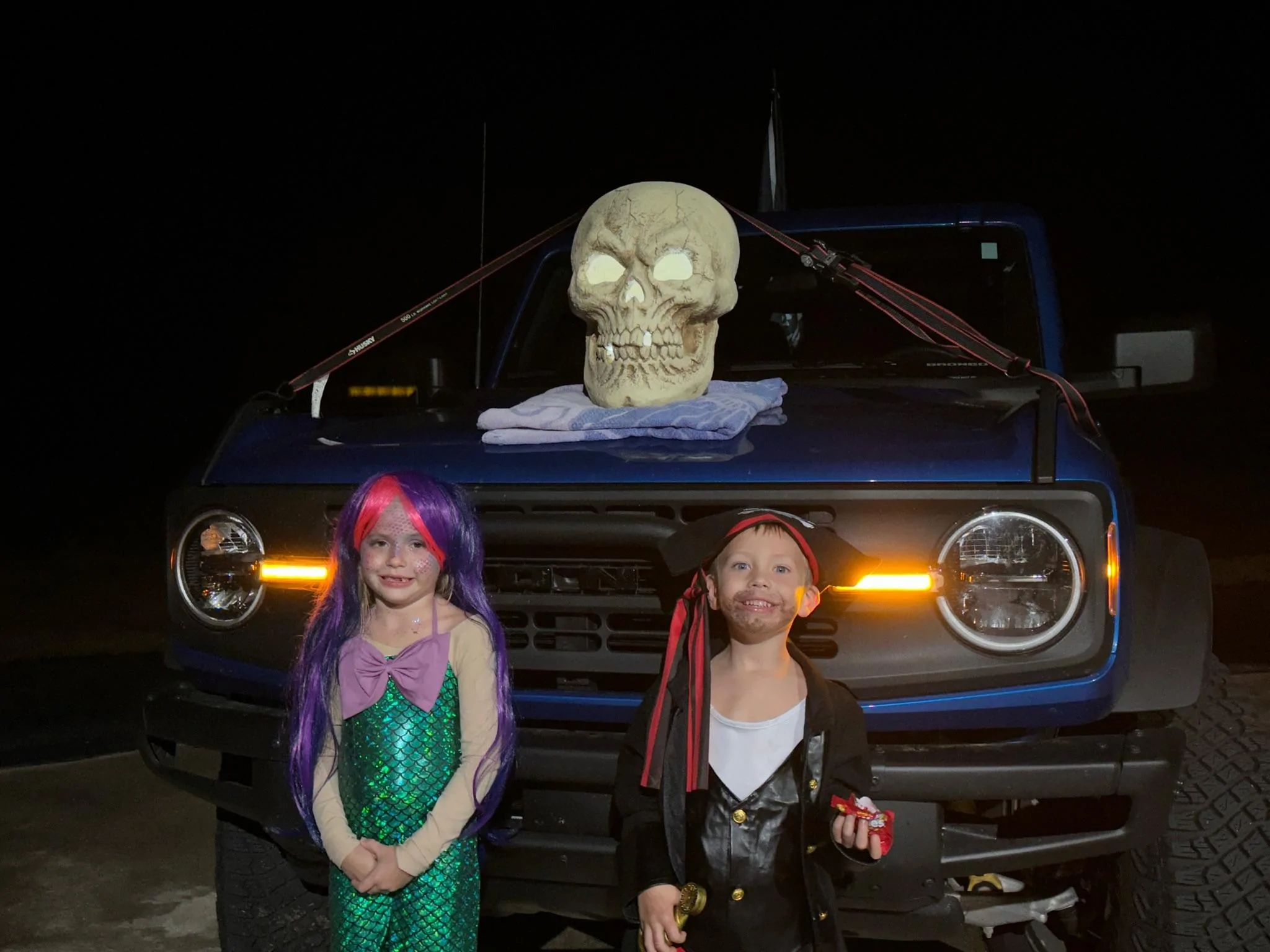 Ford Bronco Ford or Bronco inspired pumpkins? 3907CF10-BCD7-415F-8EC6-47E3D02DEAD6