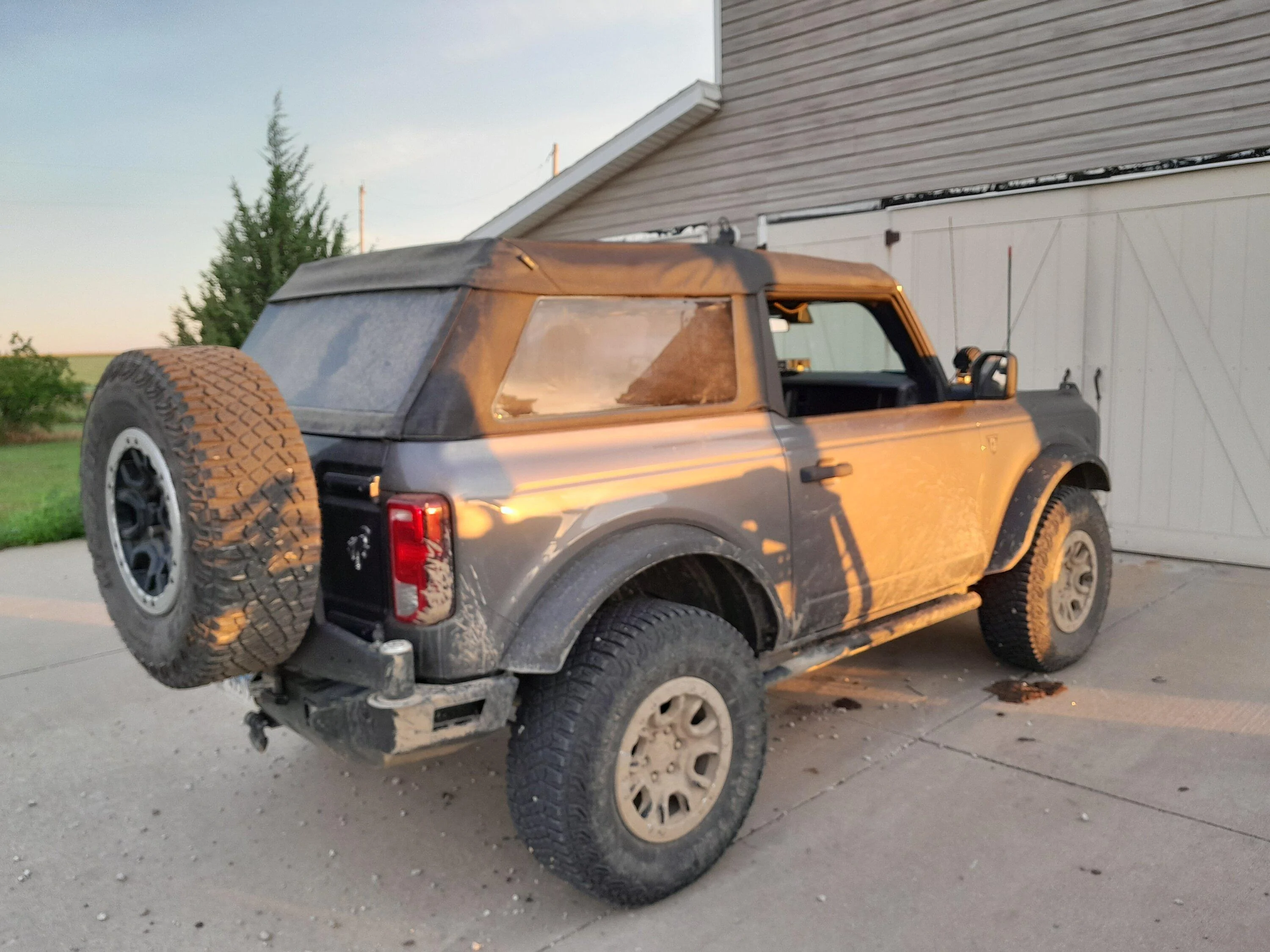 Ford Bronco Bronco Team 2 door. 20220725_060209 (002)