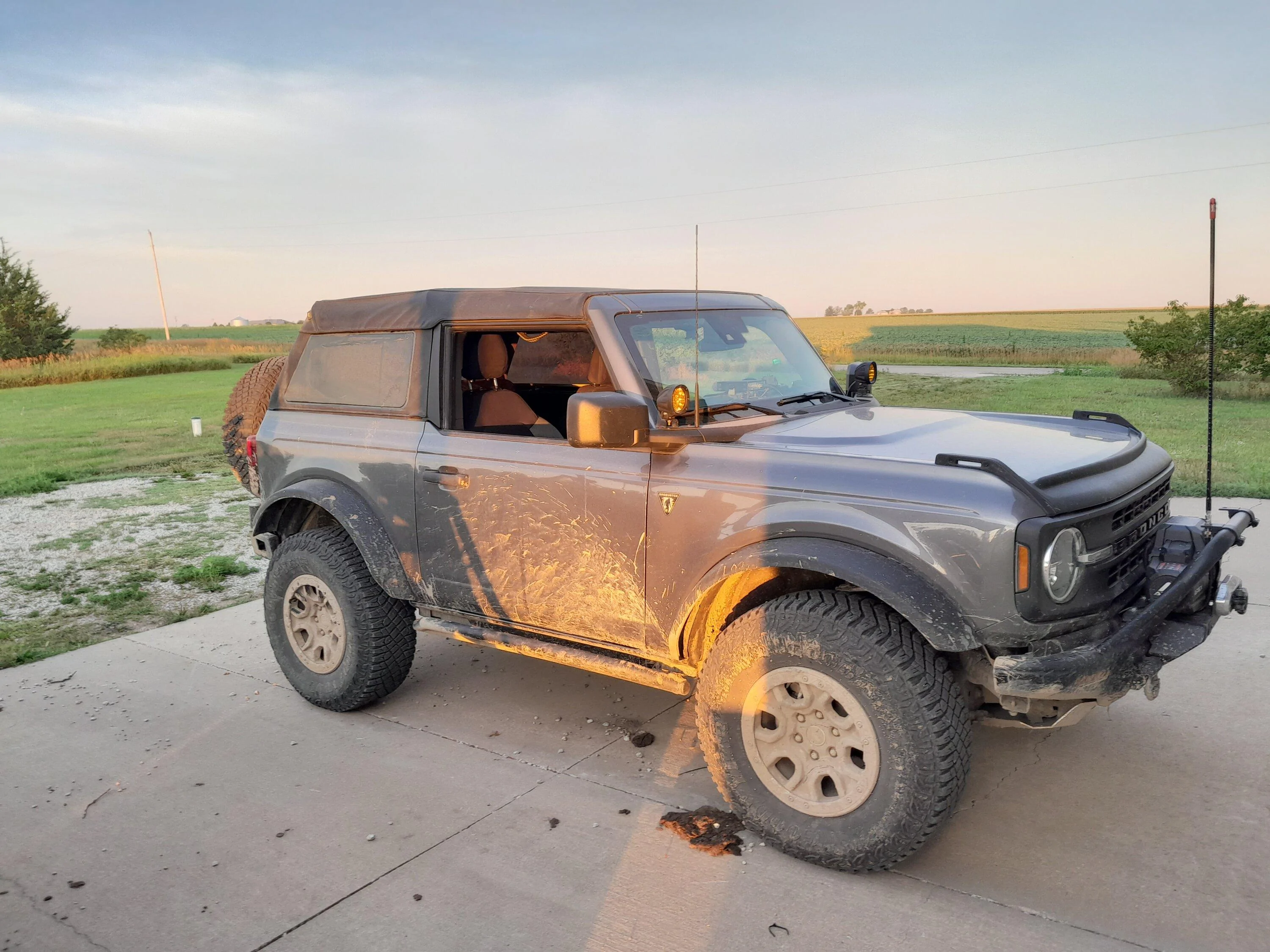 Ford Bronco Bronco Team 2 door. 20220725_060149 (002)