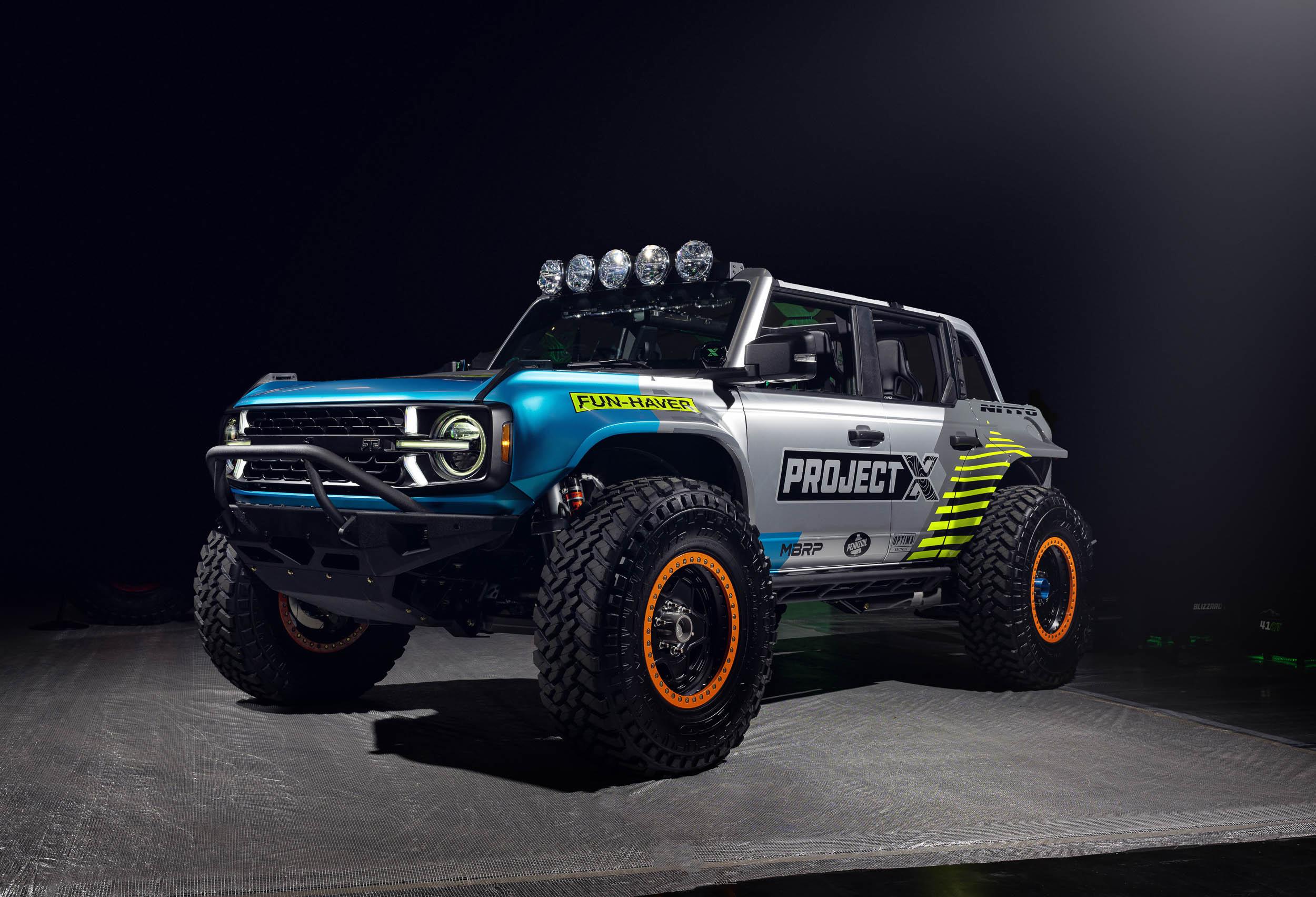 Ford Bronco The Fun Haver, Fun Runner LT just released at SEMA! Bronco-Fun-Runner-LT-1