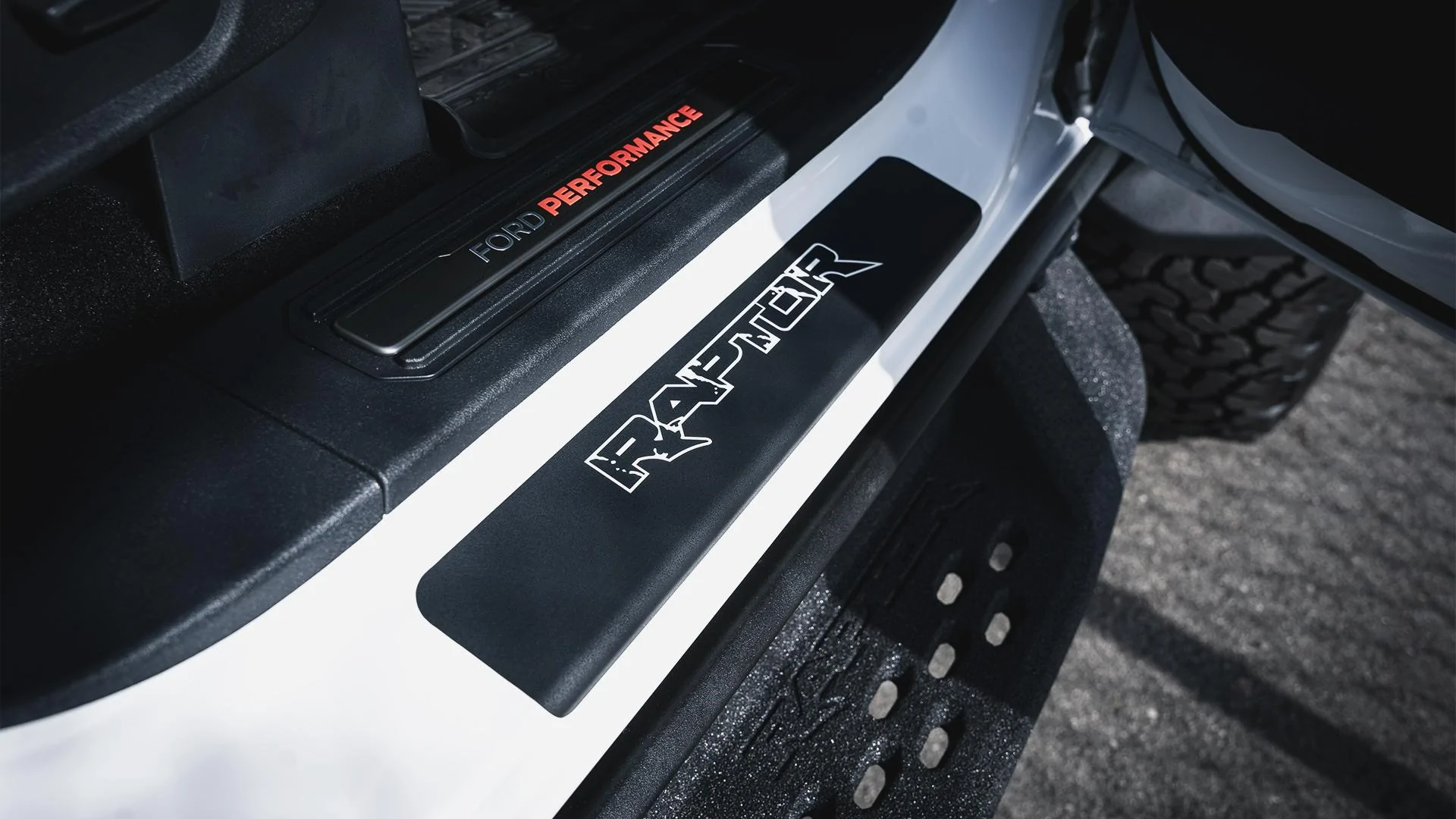 Ford Bronco Raptor Door Sill Guards by Fast Intentions rpt_sg_wht_1