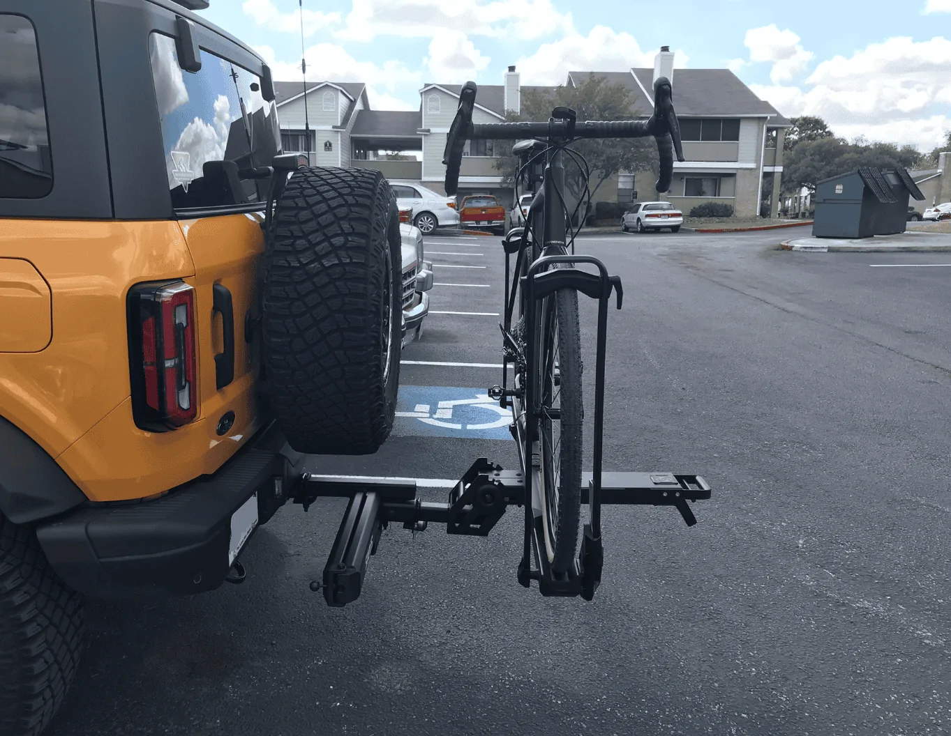 Ford Bronco Bike rack that doesn't block rear camera while folded 1667356016635