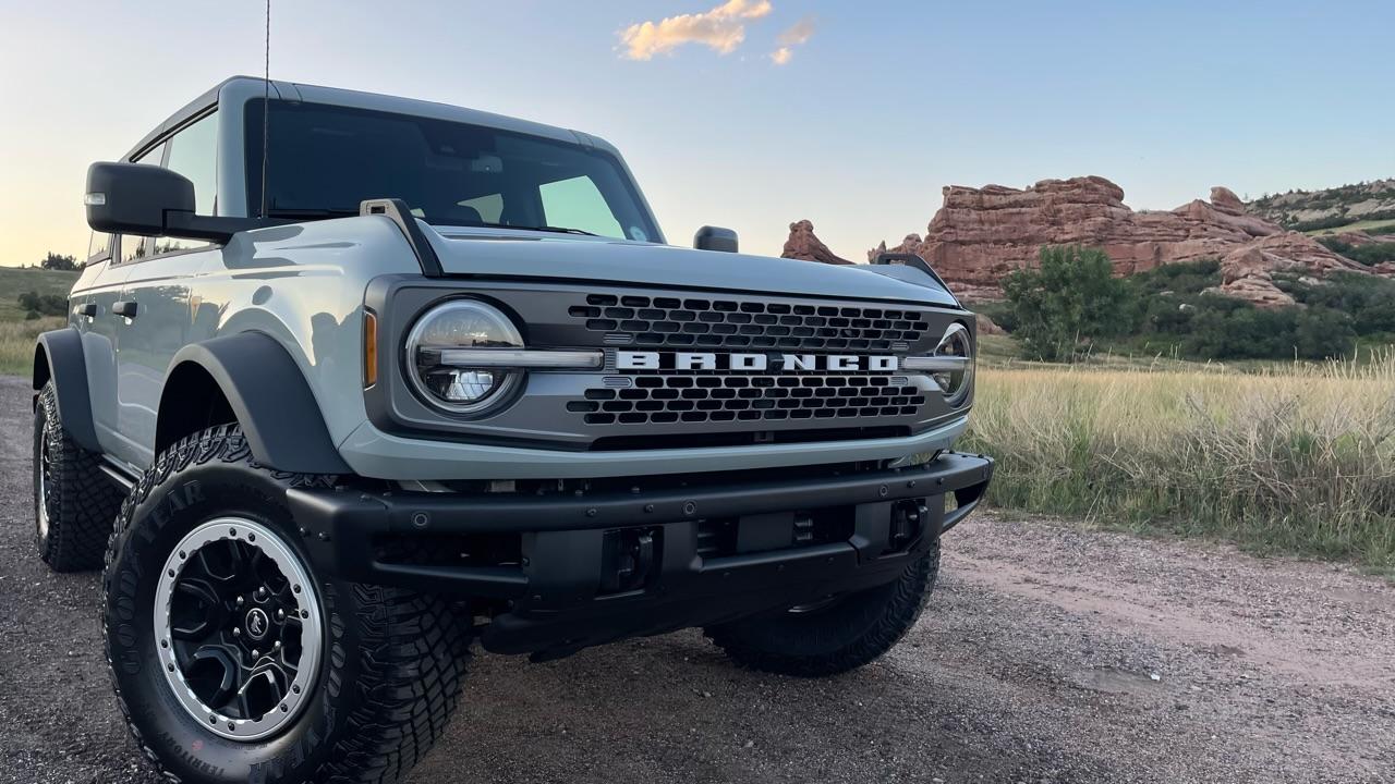 Ford Bronco CACTUS GRAY Bronco Club 9FAA4615-7FD5-4900-908C-DBEE85397937