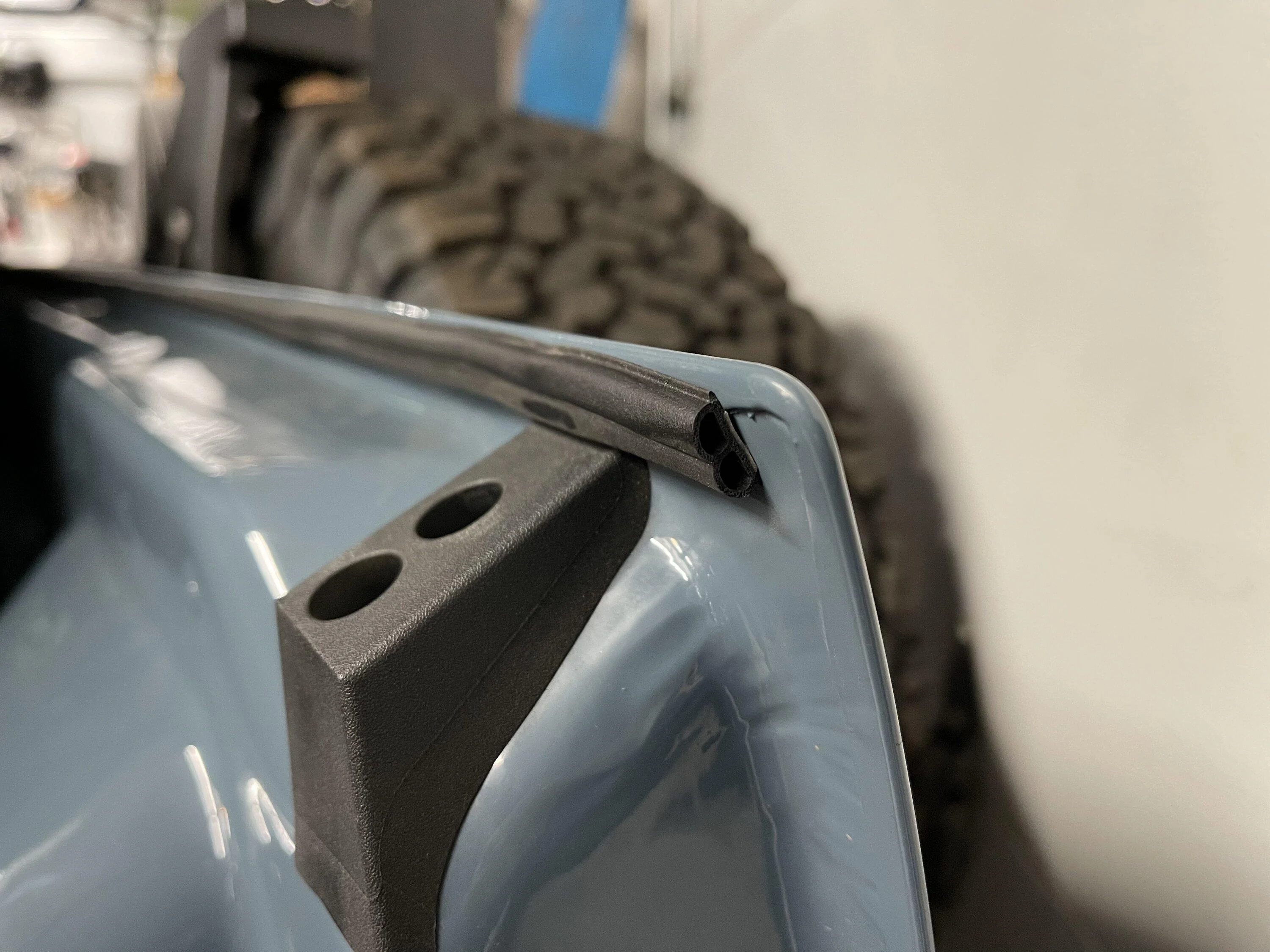 Ford Bronco Gnarly tailgate rattle 245350E6-4382-405E-91ED-3F160B3E1070