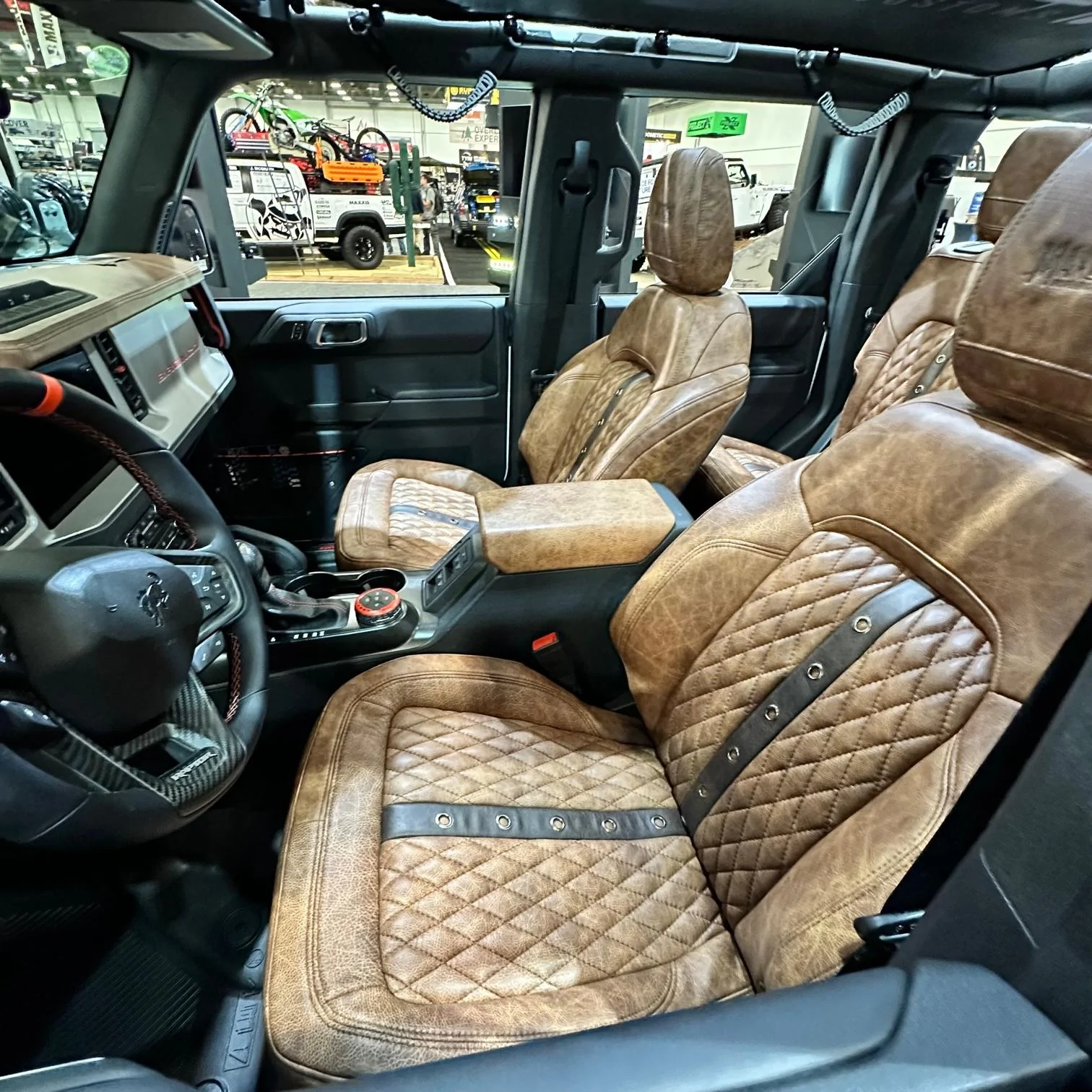 Ford Bronco 📸 Maxlider Bronco Raptor Build With Non-Body Color Painted Fender Flares [SEMA 2022] IMG_0956