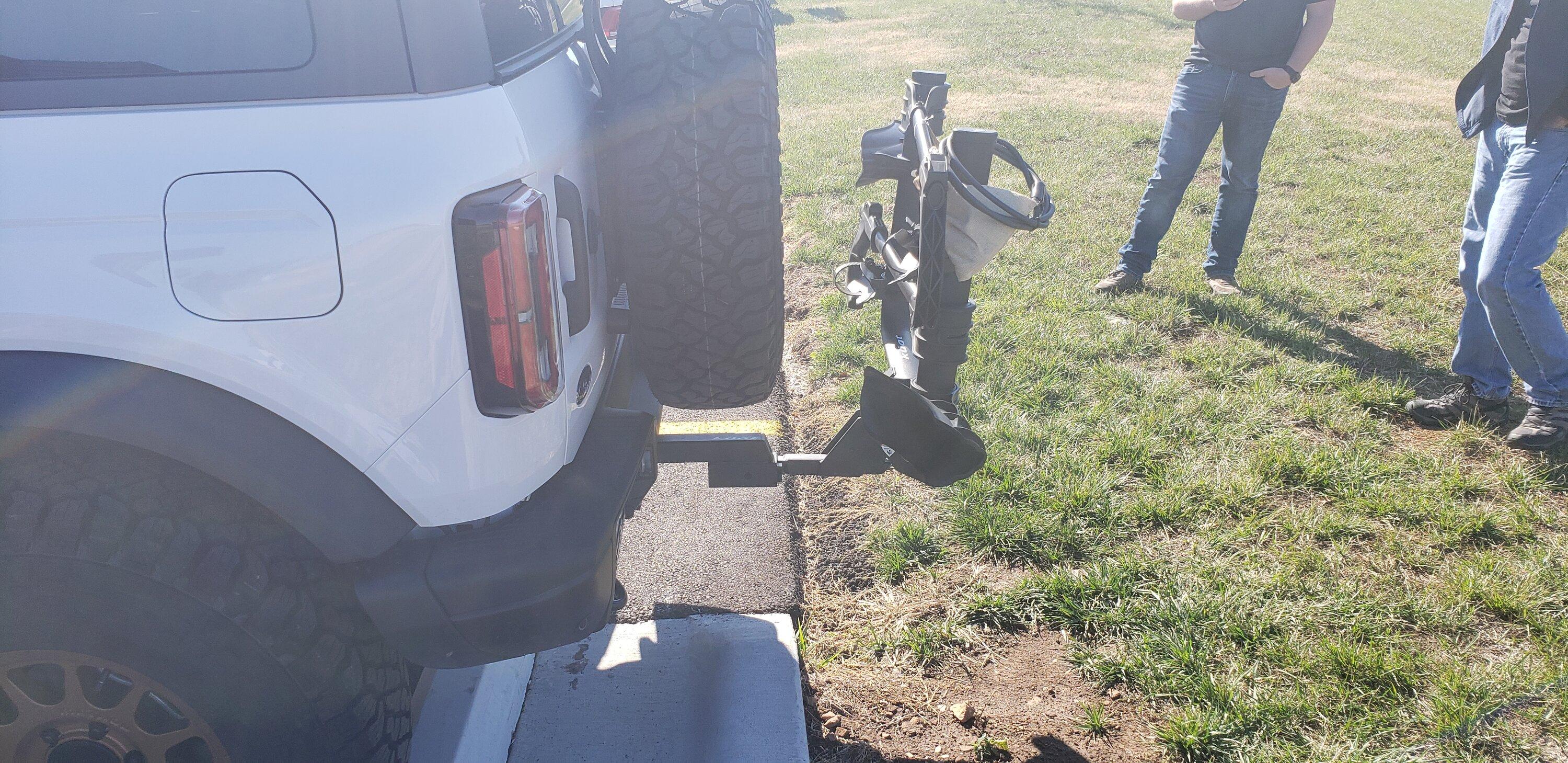 Ford Bronco Bike rack that doesn't block rear camera while folded 20221102_115651