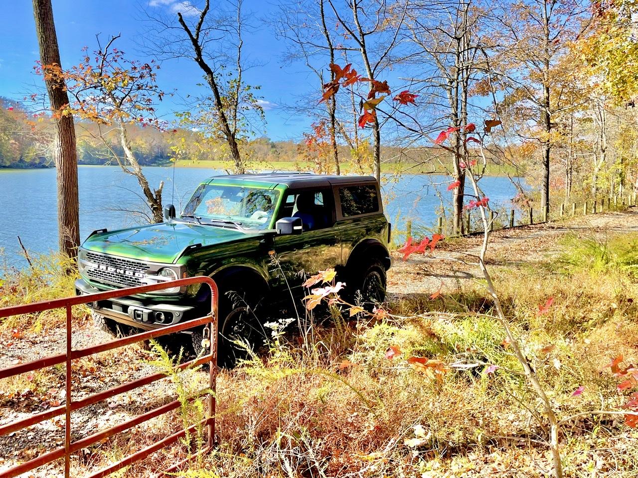 Ford Bronco ERUPTION GREEN Bronco Club 51820B41-4270-4FB4-995A-9DB1714DE63B