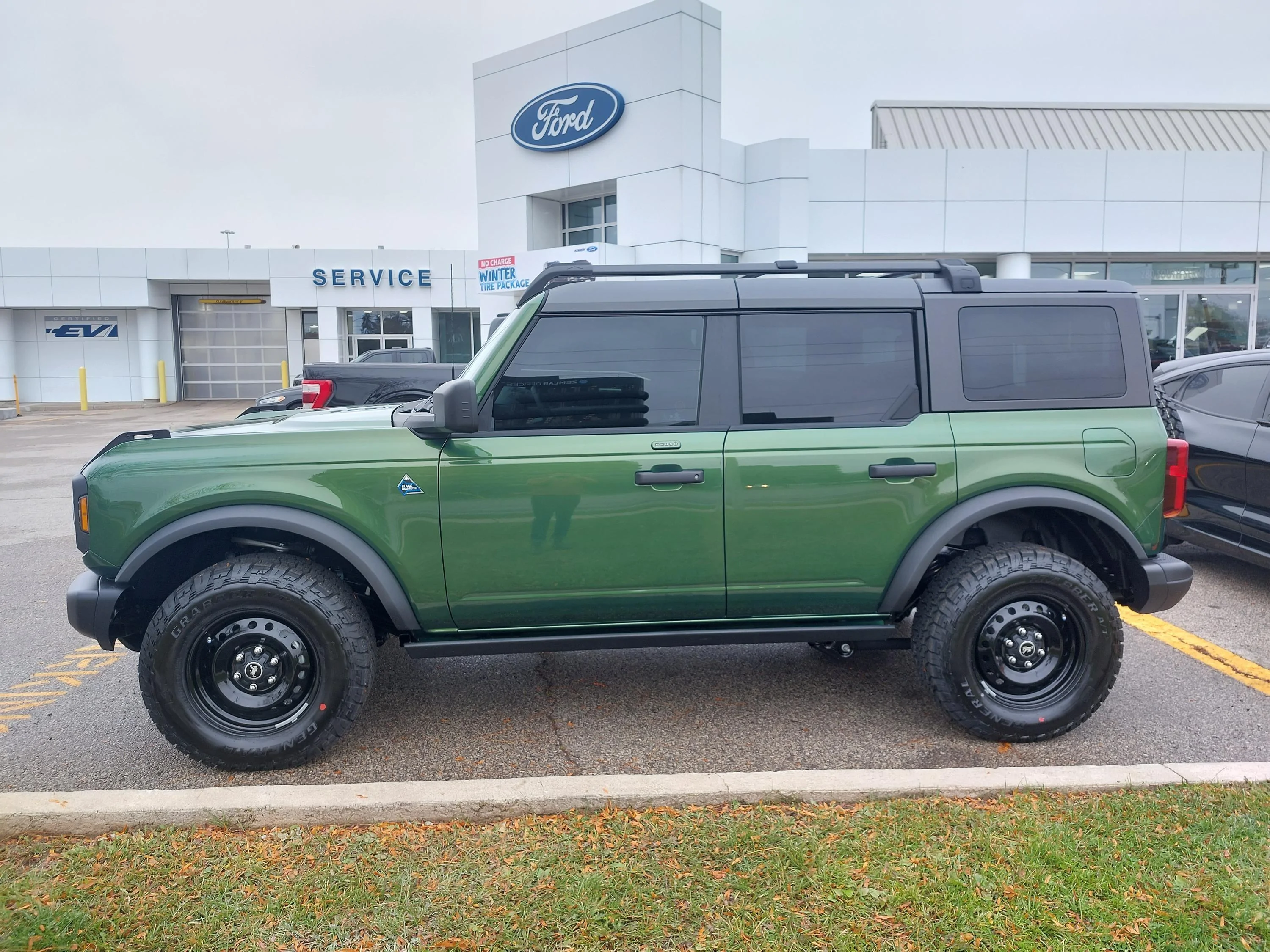 Ford Bronco Getting my windows tinted next 20221031-152829