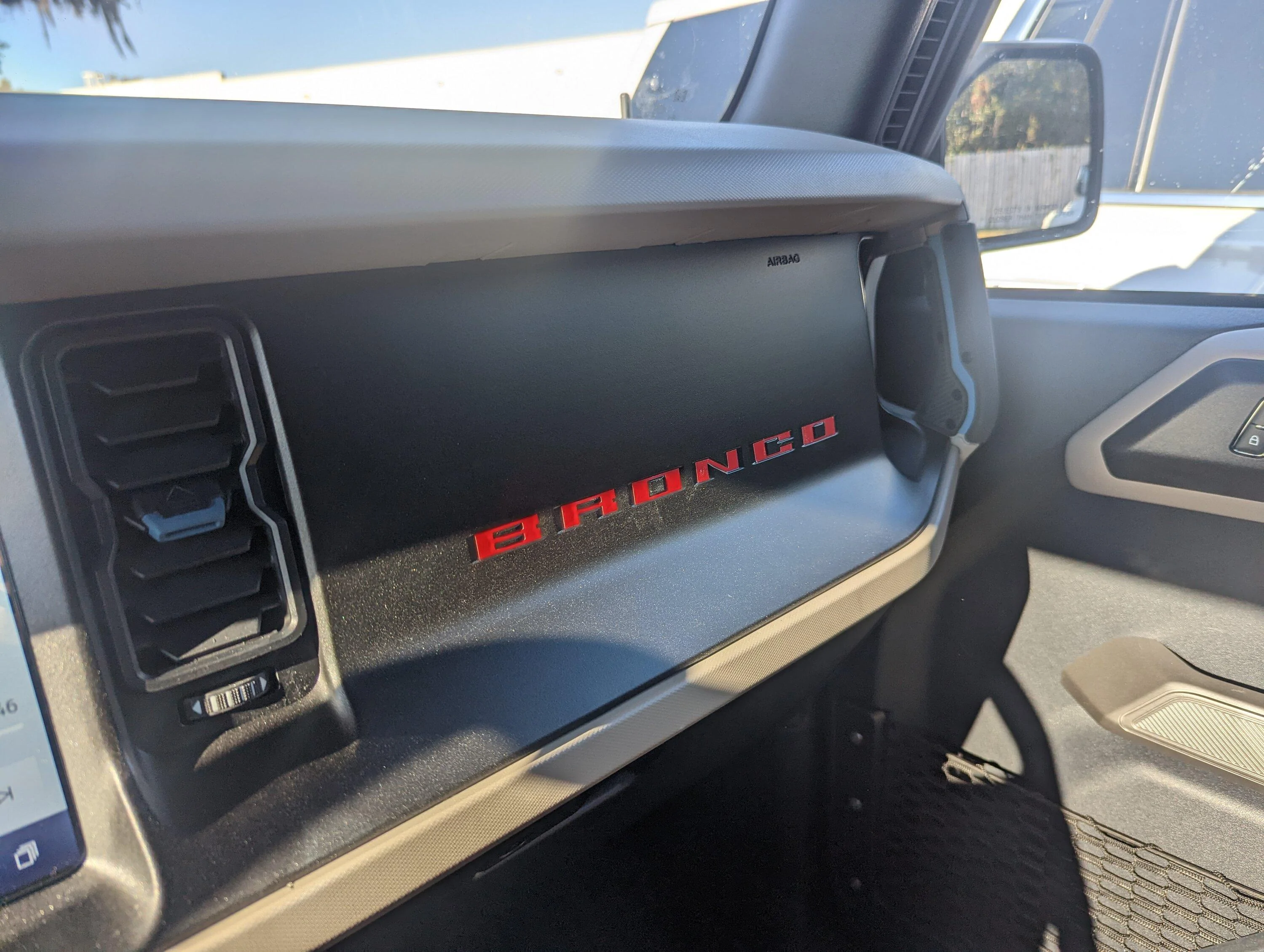 Ford Bronco What did you do TO / WITH your Bronco today? 👨🏻‍🔧🧰🚿🛠 PXL_20221103_134852028