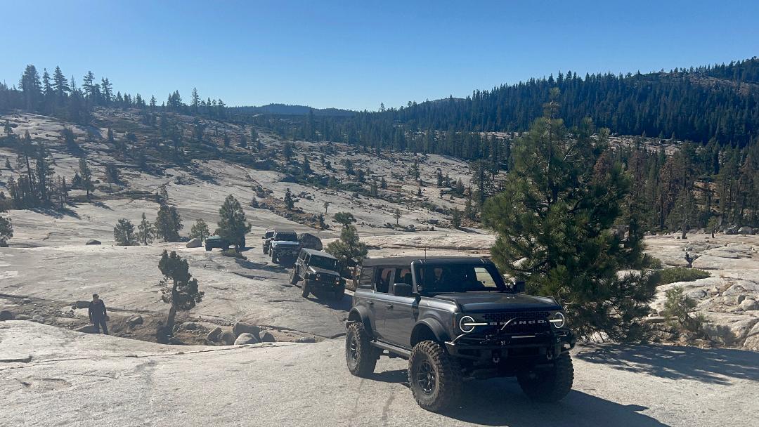 Ford Bronco Group of Broncos on Rubicon Trail Loon Lake to Little Sluice thumbnail (7)