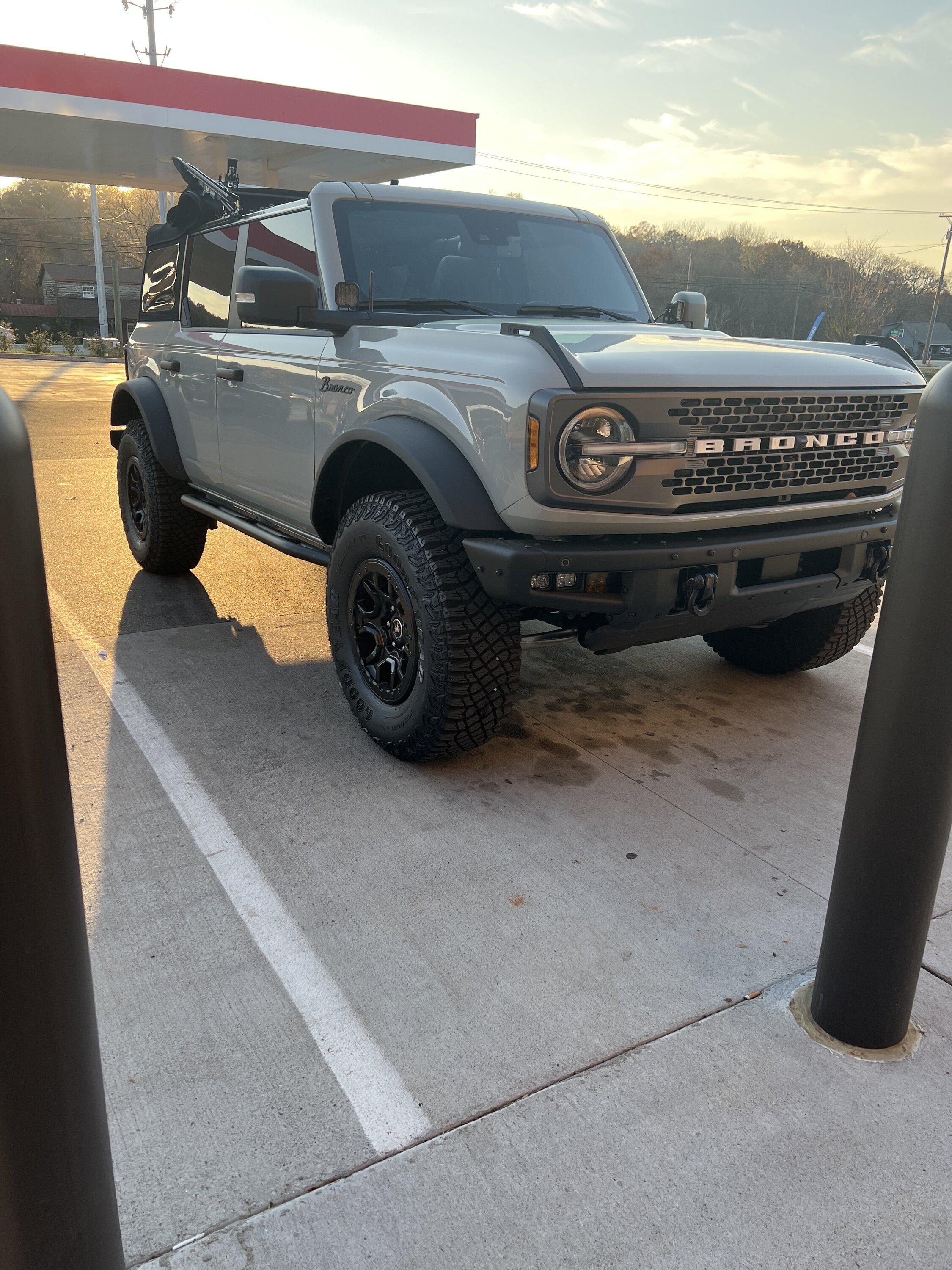 Ford Bronco CACTUS GRAY Bronco Club image