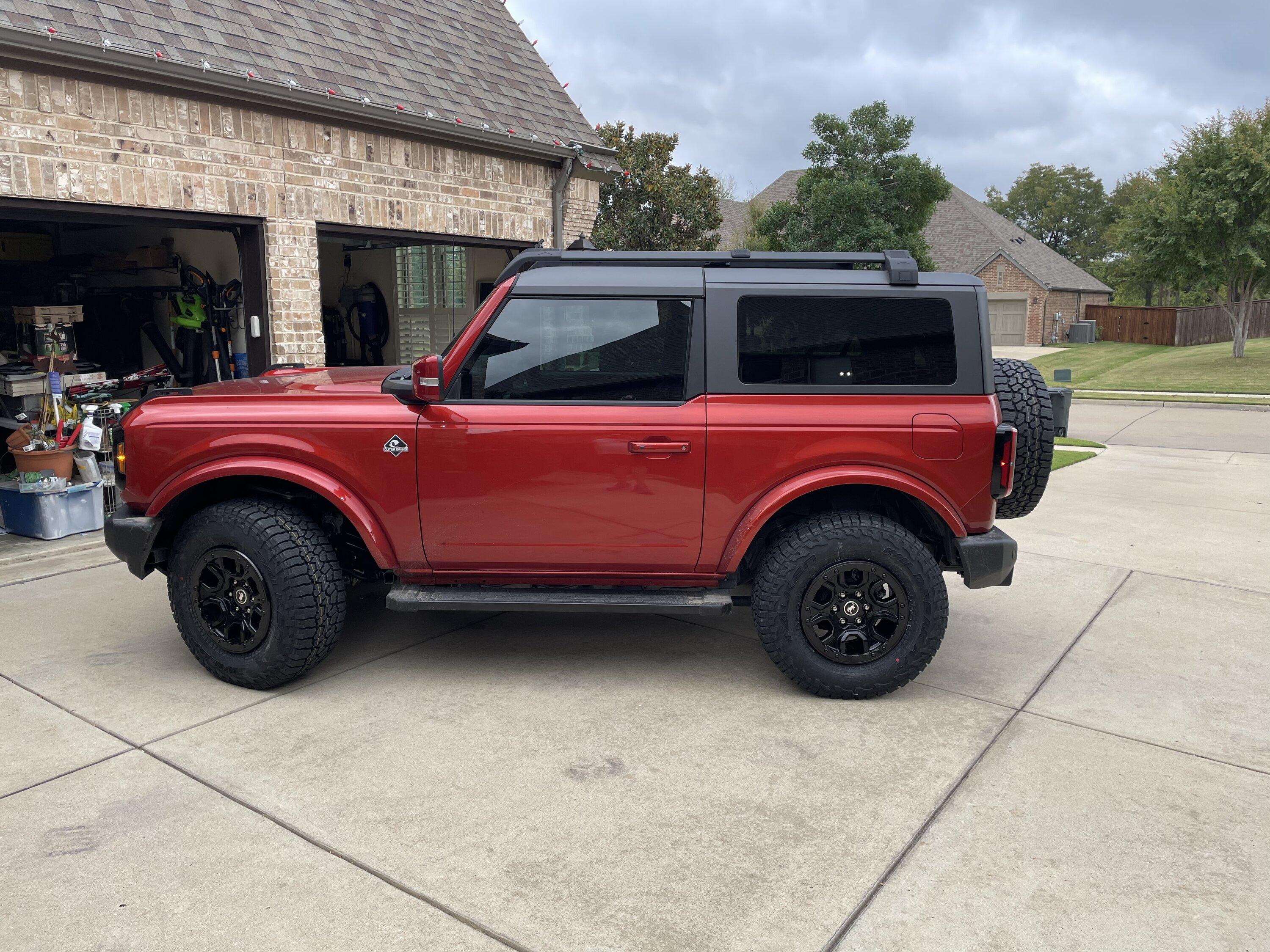 Ford Bronco My new Hot Pepper Red 2.7 Bronco Sasquatch 37B15CE8-7F72-4E03-9D2B-5D5A846787FD
