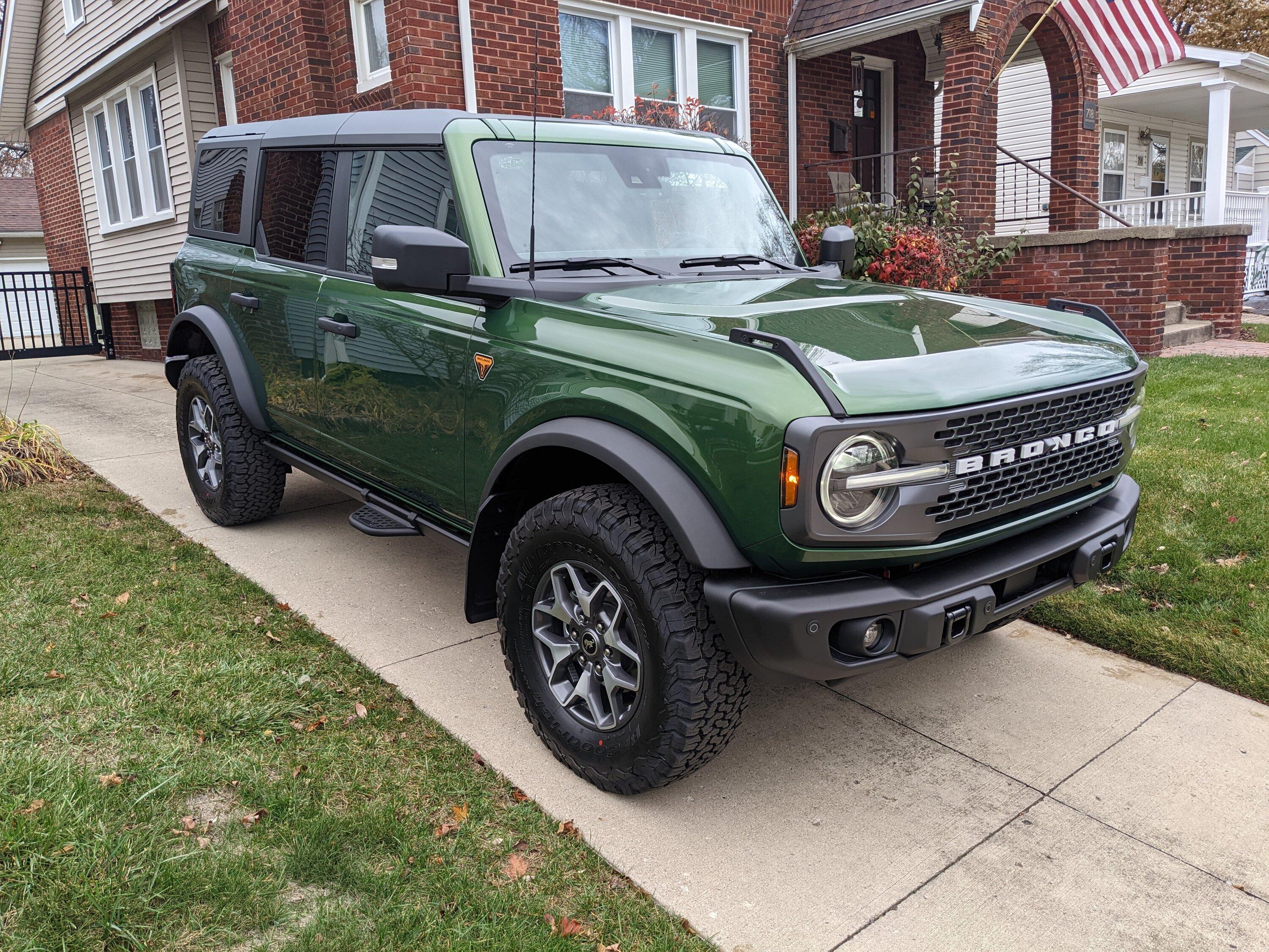 Ford Bronco build week 10/24 PXL_20221105_193240860