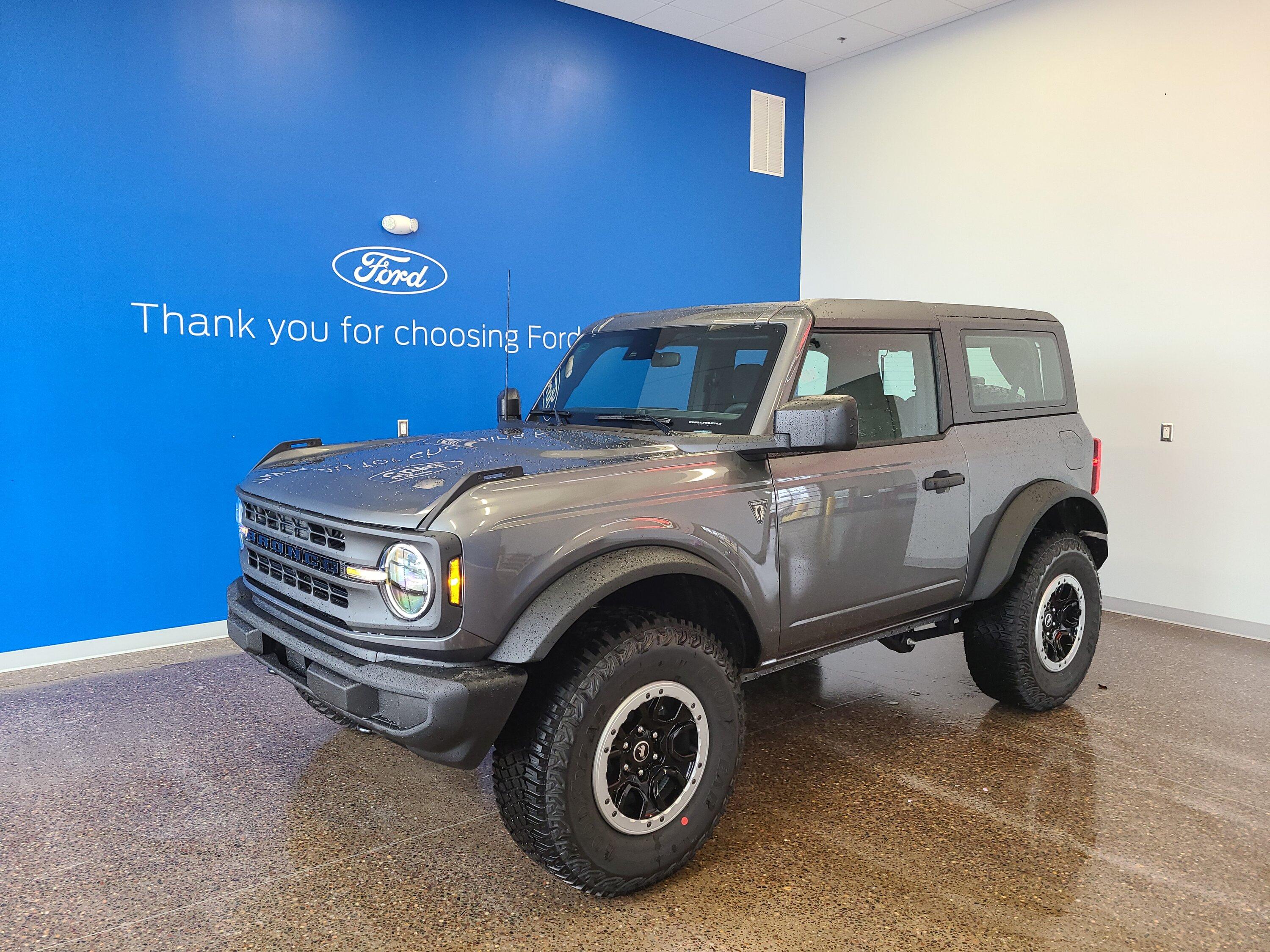 Ford Bronco CARBONIZED GRAY Bronco Club 20221105_110134[1]
