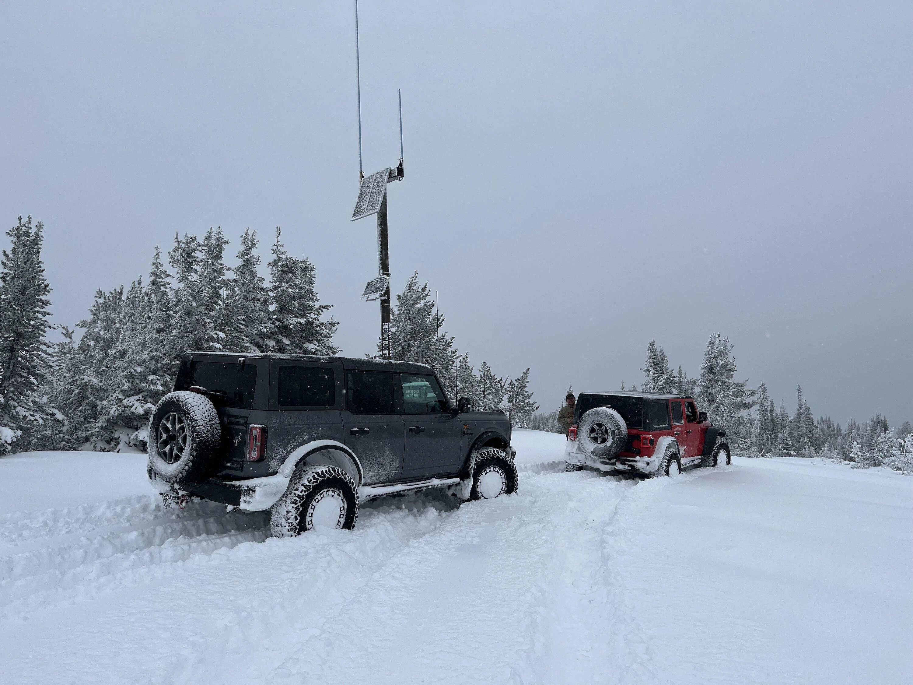 Ford Bronco Snow Wheeling With Bronco & Jeep 06 Nov 2022 IMG_0686