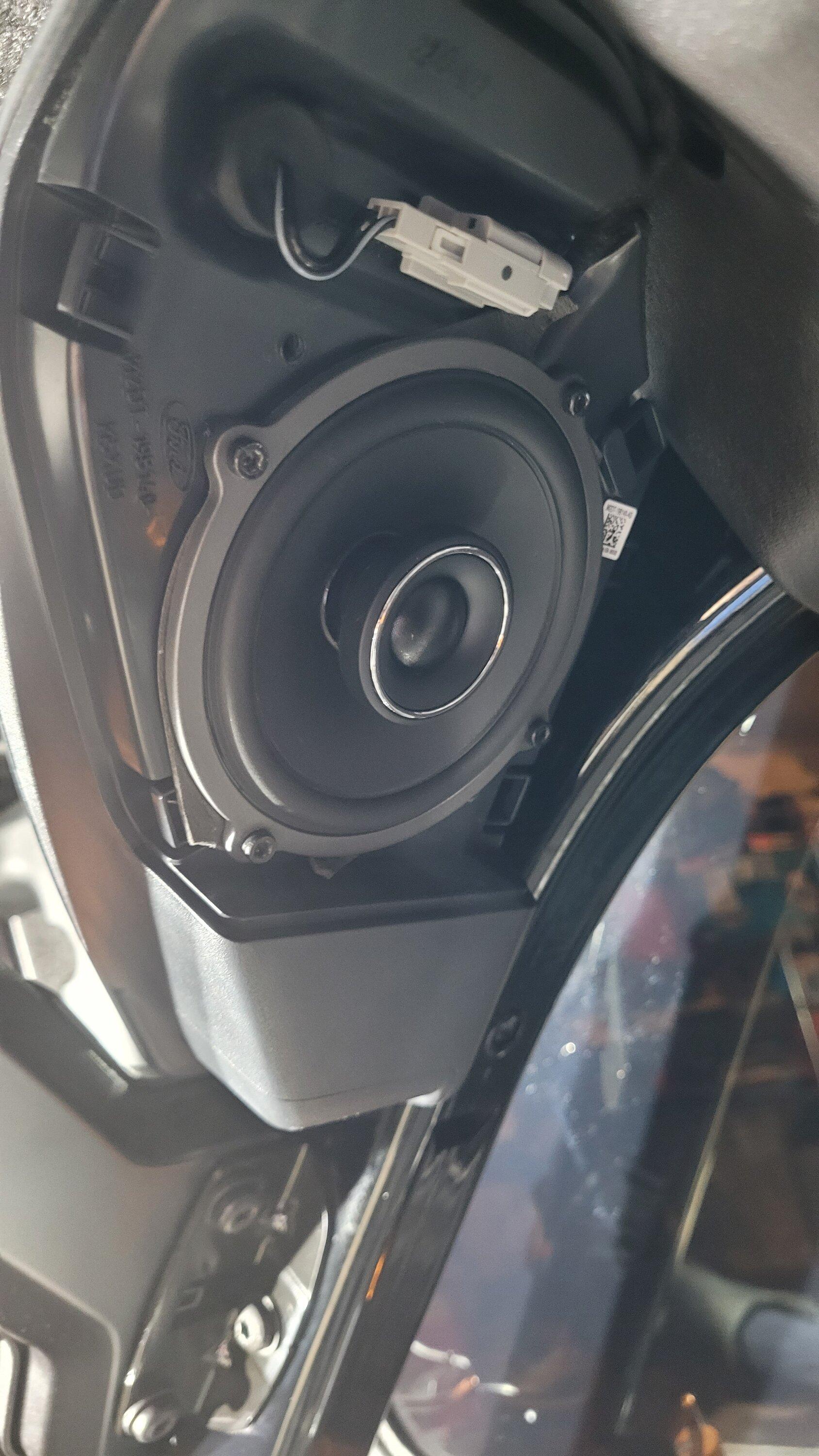 Ford Bronco High End Audio Upgrade in Bronco Raptor -- 7 Part DIY Install 20221012_204214