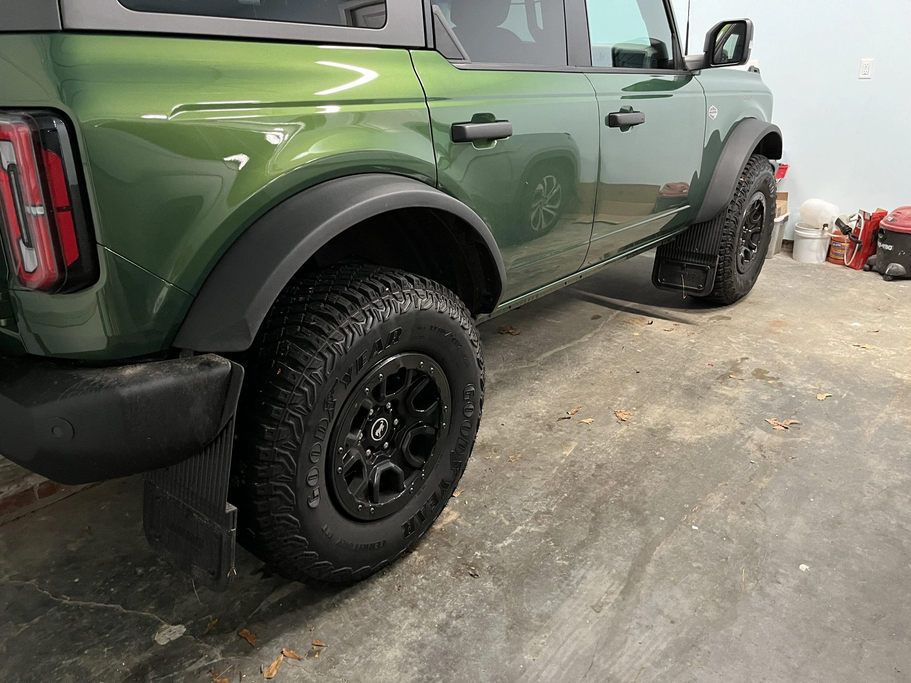 Ford Bronco Mud Flaps that look good -- recommendations? 52510546-A8A3-4EF3-9D2F-717ABC0B3B3F