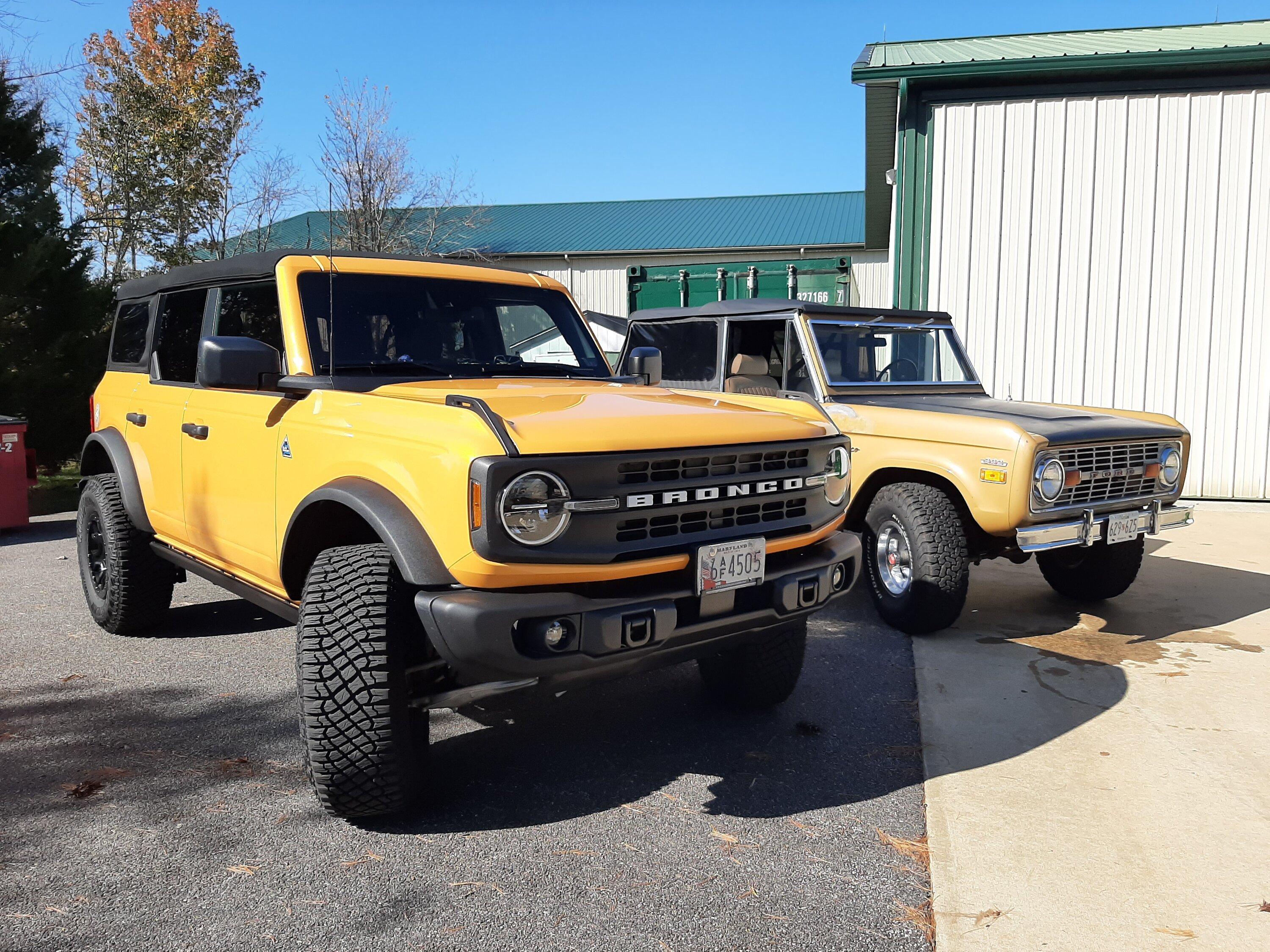Ford Bronco Past and Present Side by Side: 1970 & 2022 Broncos 20221103_131647