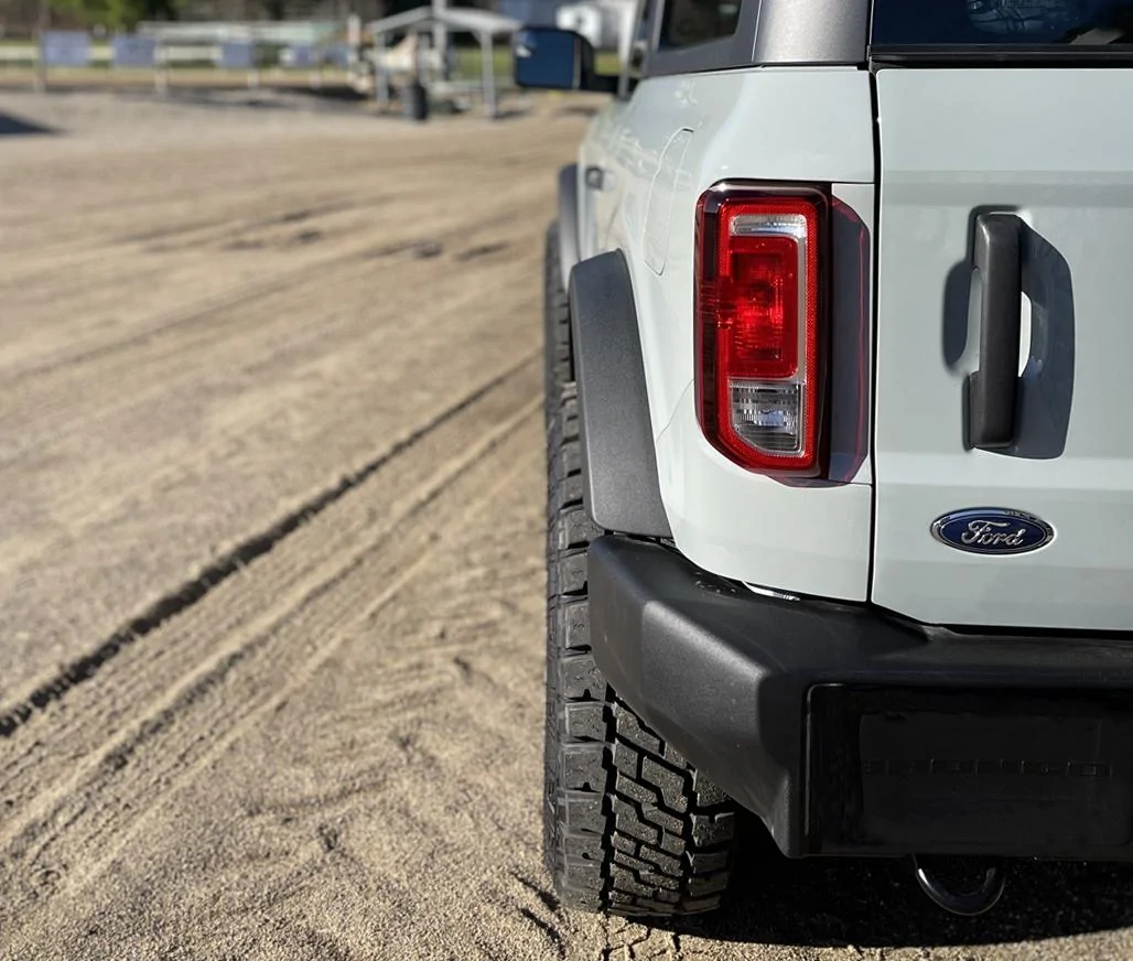 Ford Bronco Show 33's some love picture thread Bronco-NM-04-Pok
