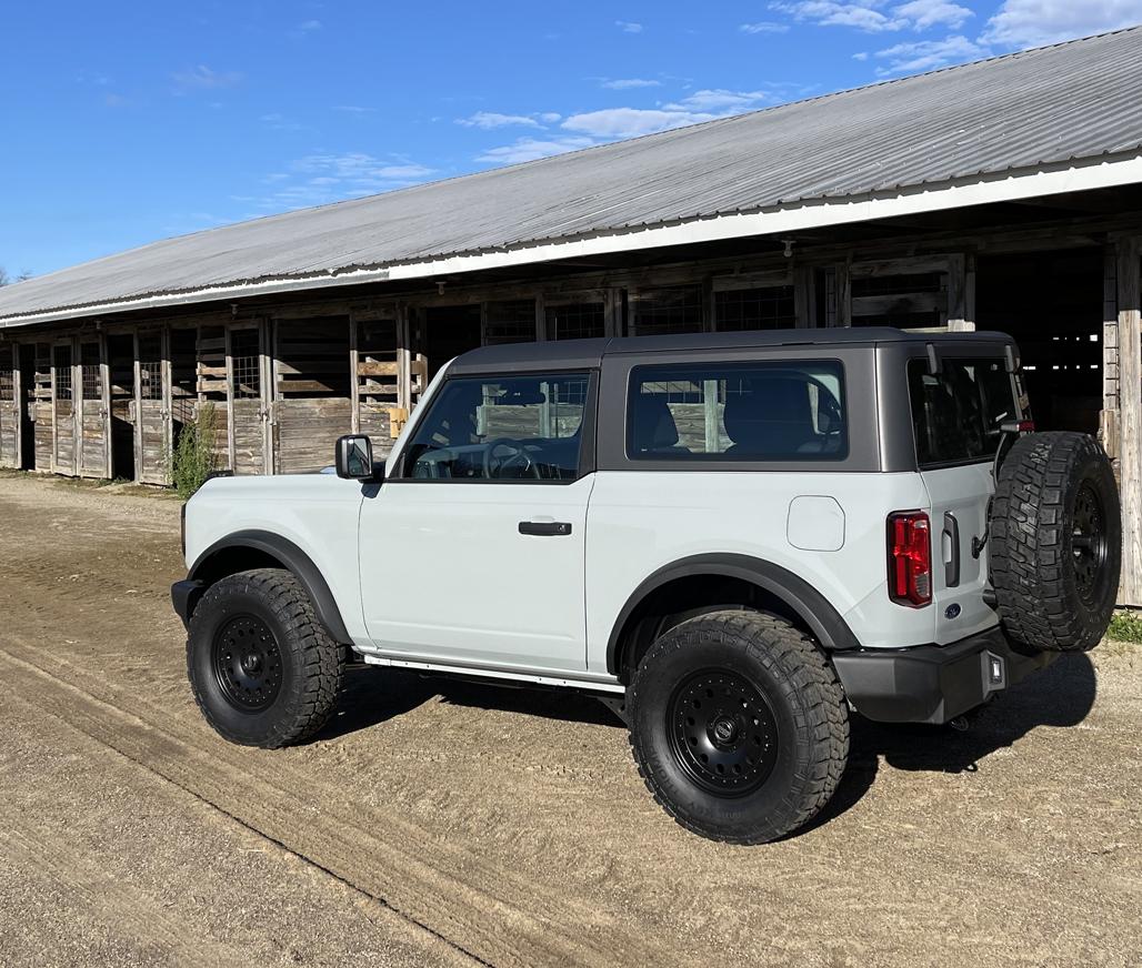 Ford Bronco Show 33's some love picture thread Bronco-NM-05-Side-BK