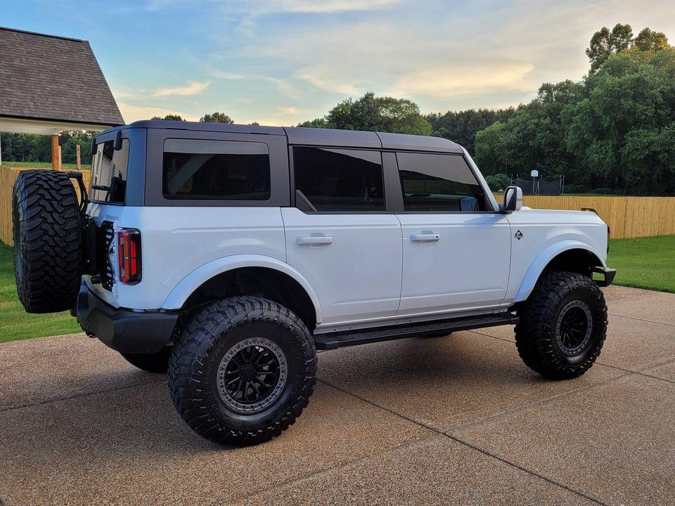 bronco 8.jpg