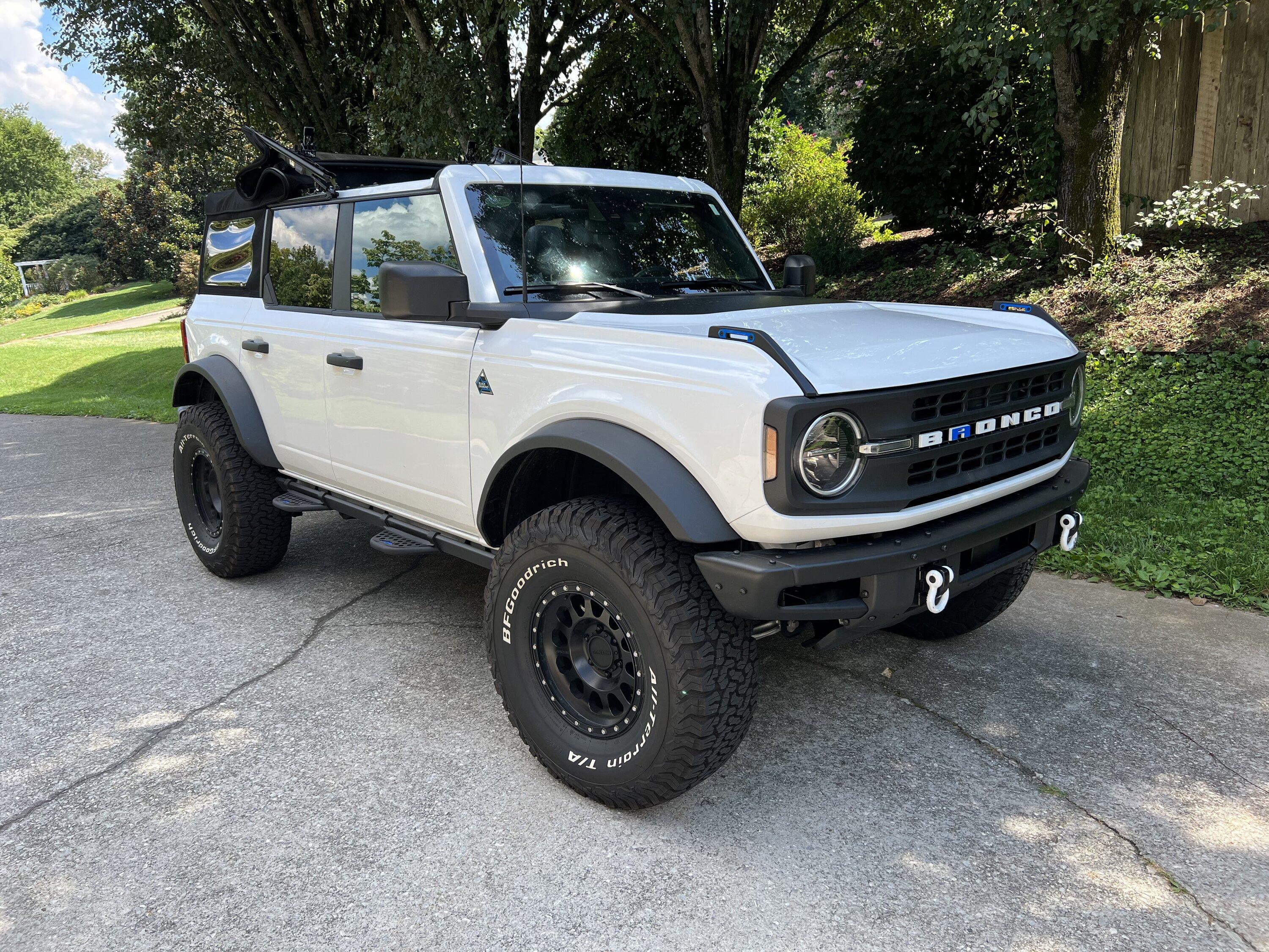 Ford Bronco Show me your broncos on 37’s… 8662BD1A-BBCF-4530-BF5A-D62D272CD6F3