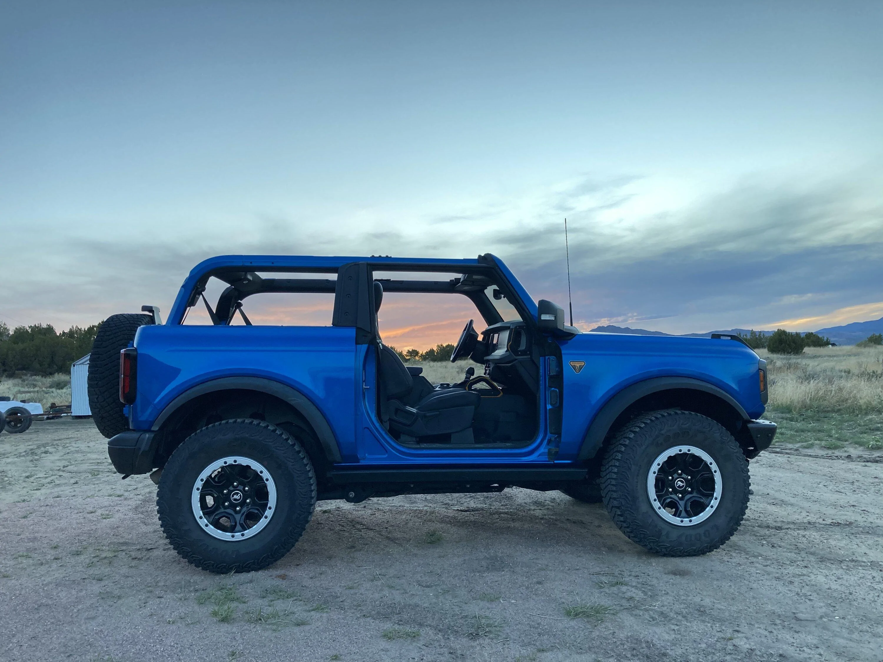 Ford Bronco Bronco Team 2 door. 5307850B-553B-43F4-B3BF-9A08E46C5EA3