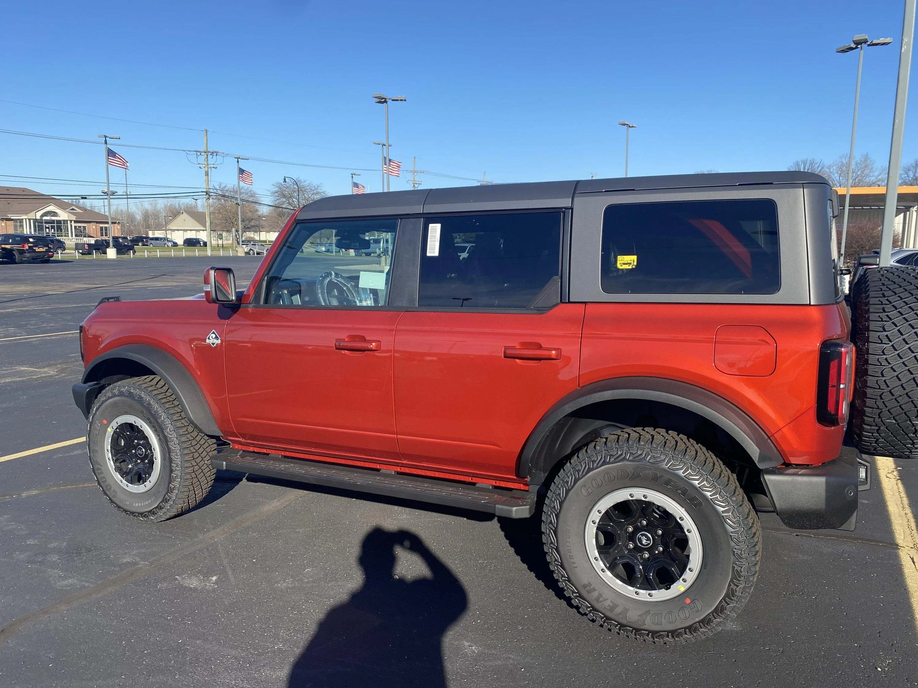 Ford Bronco 10/31/2022 build week group 55636FE7-AE83-42EF-B885-09810C4DAD82