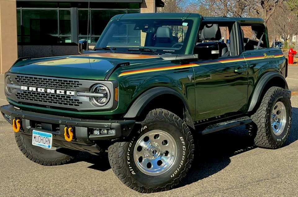 Ford Bronco MUDHORN: My 2-Door 7speed NonSquatch Badlands Eruption Green Build 314350727_2220701774774989_7301845814846698916_n